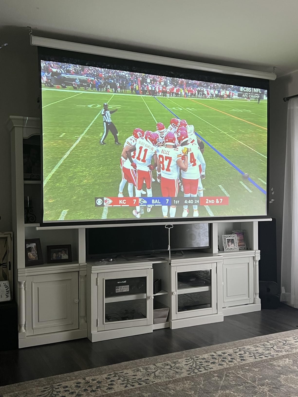 GooDee Smart 4K Projector with 5G WIFI and Bluetooth, Netflix/Amazn Prime Video Certified, Dolby Audio, Outdoor Projector, 400 GooDee Smart 4K Projector with 5G WIFI and Bluetooth, Netflix/Amazn Prime Video Certified, Dolby Audio, Outdoor Projector, 400