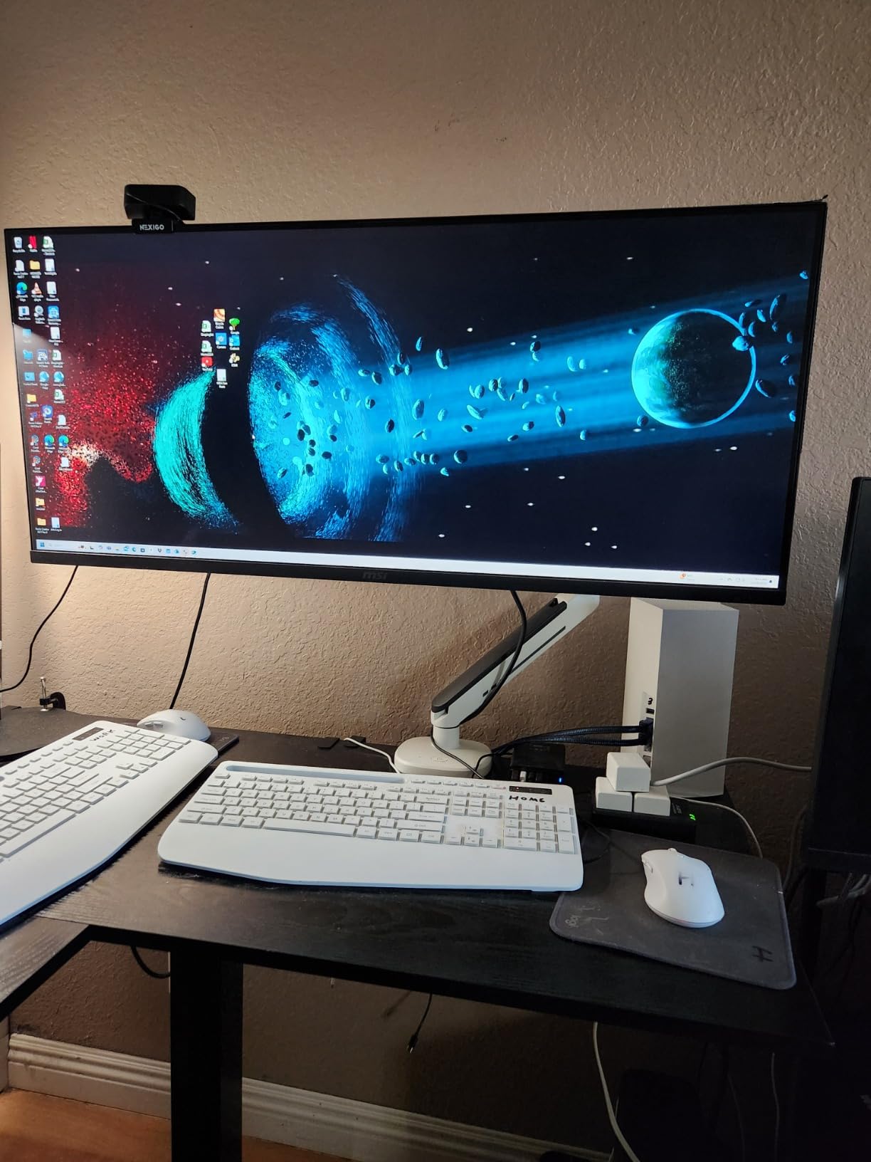 AVLT Single 27 AVLT Single 27