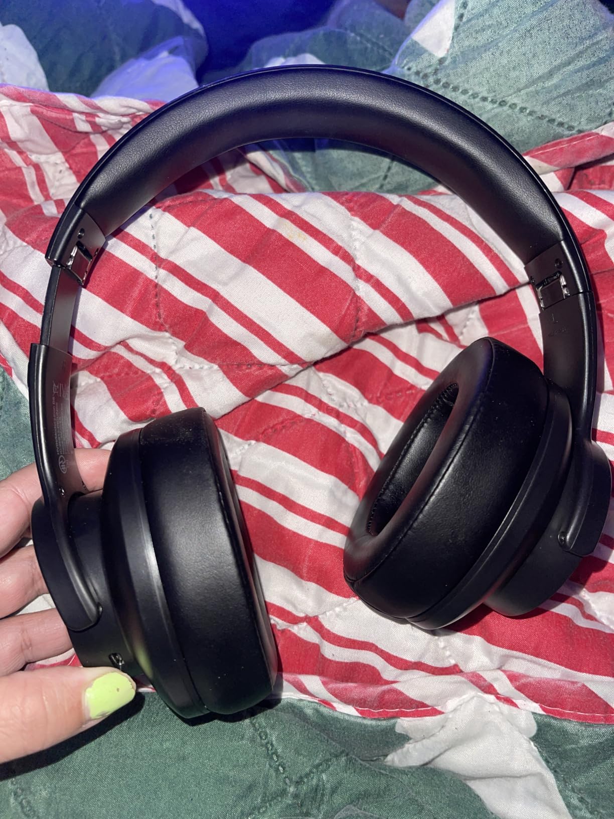 Picun B8 Bluetooth Headphones, 120H Playtime Headphone Wireless Bluetooth with 3 EQ Modes, Low Latency, Hands-Free Calls, Over Ear Headphones for Travel Home Office Cellphone PC Black - Customer Photo 2