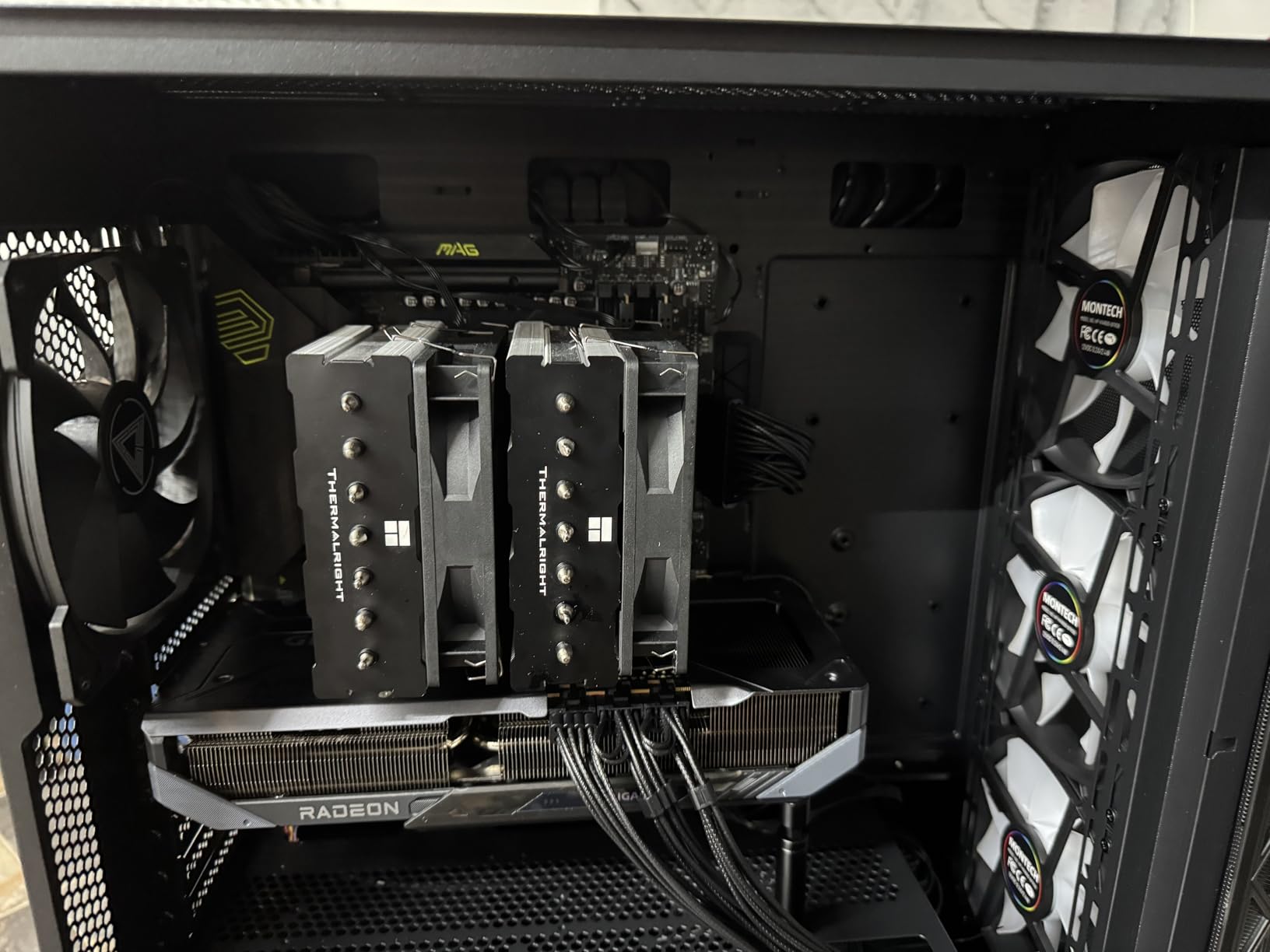 GIGABYTE Radeon RX 7700 XT Gaming OC 12G Graphics Card, 3X WINDFORCE Fans 12GB 192-bit GDDR6, GV-R77XTGAMING OC-12GD Video Card - Customer Photo 2