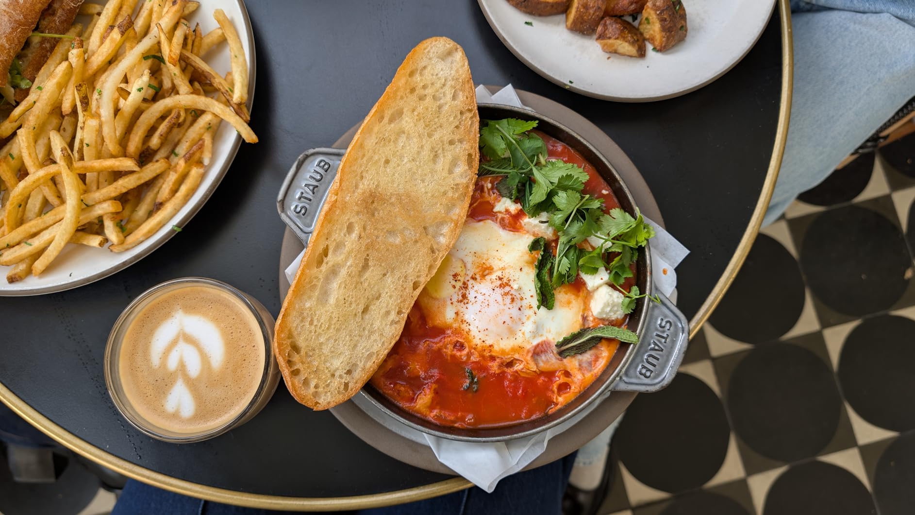 Google Pixel 8 Pro - Unlocked Android Smartphone with Telephoto Lens and Super Actua Display - 24-Hour Battery - Bay - 128 GB - Customer Photo 1