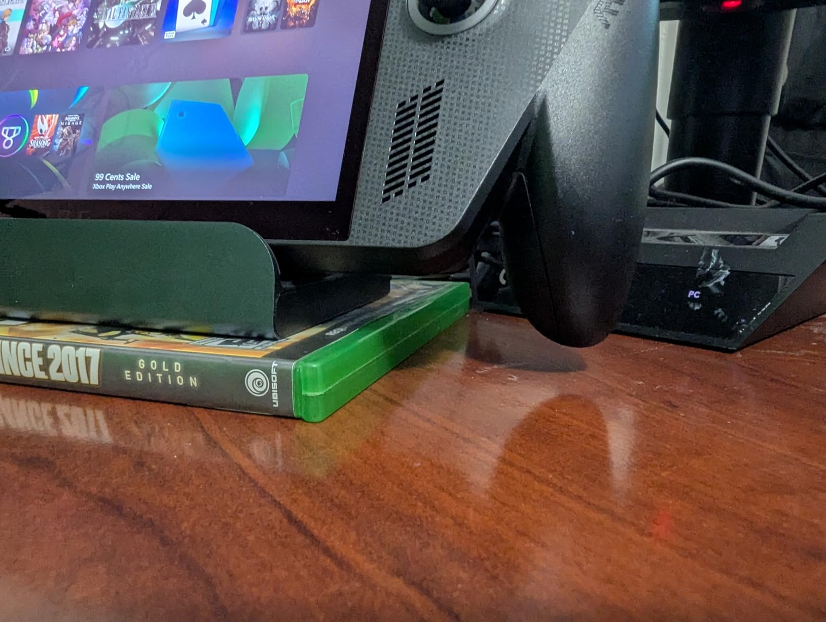 iVANKY 4K@144Hz Steam Deck Dock, 8-in-1 Docking Station for ASUS ROG Xbox Ally X (2025)/Legion Go/MSI Claw, ROG Alloy/Valve Stream Deck OLED Hub, HDMI 2.1, 1Gbps Ethernet, 3*USB-A 3.0, 100W Charge Customer Review iVANKY 4K@144Hz Steam Deck Dock, 8-in-1 Docking Station for ASUS ROG Xbox Ally X (2025)/Legion Go/MSI Claw, ROG Alloy/Valve Stream Deck OLED Hub, HDMI 2.1, 1Gbps Ethernet, 3*USB-A 3.0, 100W Charge - Customer Photo 1