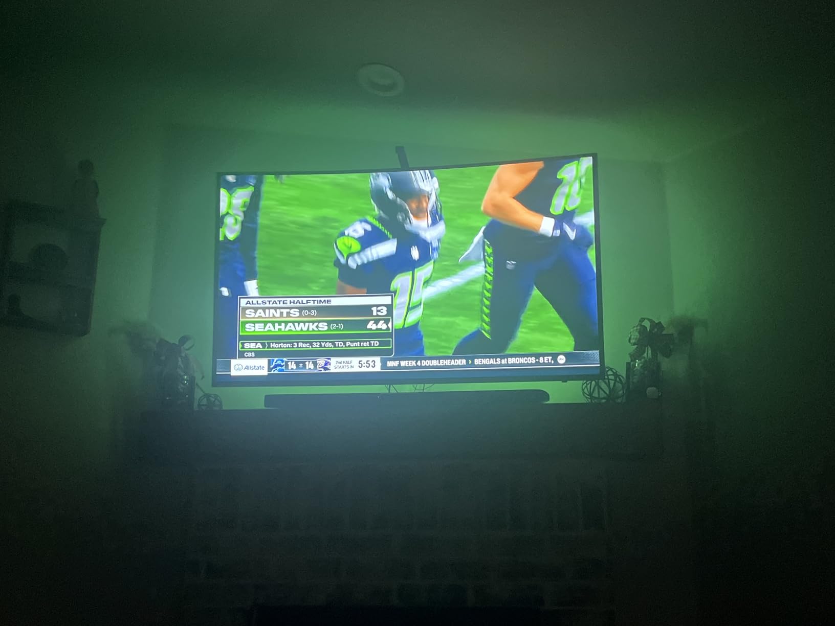 Govee TV Backlight 3 Lite with Fish-Eye Correction Function Sync to 55-65 Inch TVs, 11.8ft RGBICW Wi-Fi LED Strip Lights with Camera, 4 Colors in 1 Lamp Bead, Voice and APP Control, Adapter - Customer Photo 1