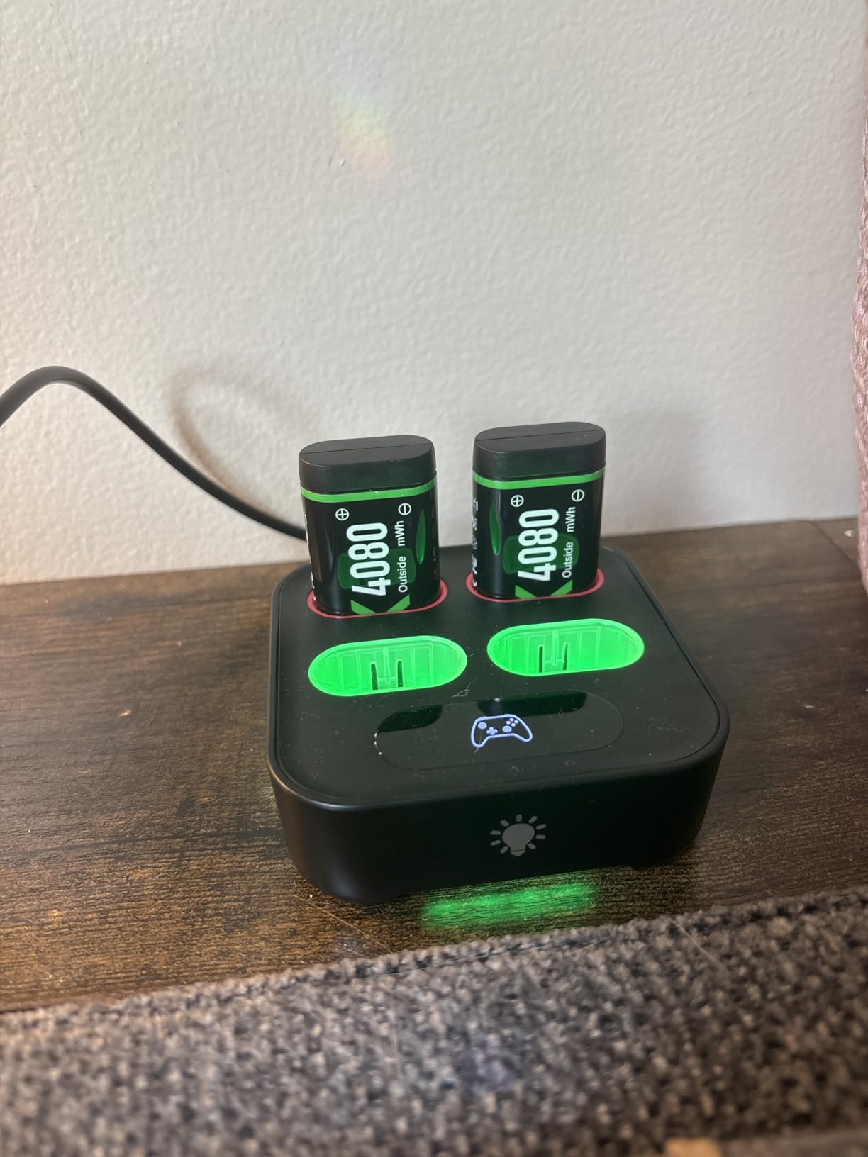 Upgraded Fast Charging Rechargeable Battery Packs with Light Control, 4x4080mWh Xbox Controller Batteries with Charger Dock for Xbox Series X|S, One S/X/Elite Controllers,Cases and Storage Sets Customer Review Upgraded Fast Charging Rechargeable Battery Packs with Light Control, 4x4080mWh Xbox Controller Batteries with Charger Dock for Xbox Series X|S, One S/X/Elite Controllers,Cases and Storage Sets - Customer Photo 1