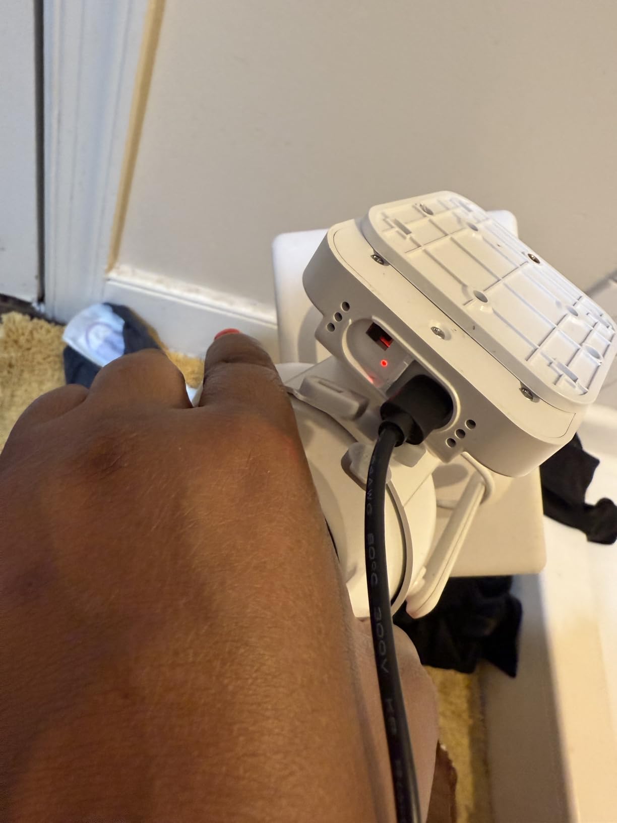 SEHMUA 2K Solar Security Cameras Wireless Outdoor, 2 Pack 360° View Pan/Tilt WiFi Security Camera Outside with Color Night Vision,Easy to Install, PIR Alarm, 2-Way Audio - Customer Photo 1