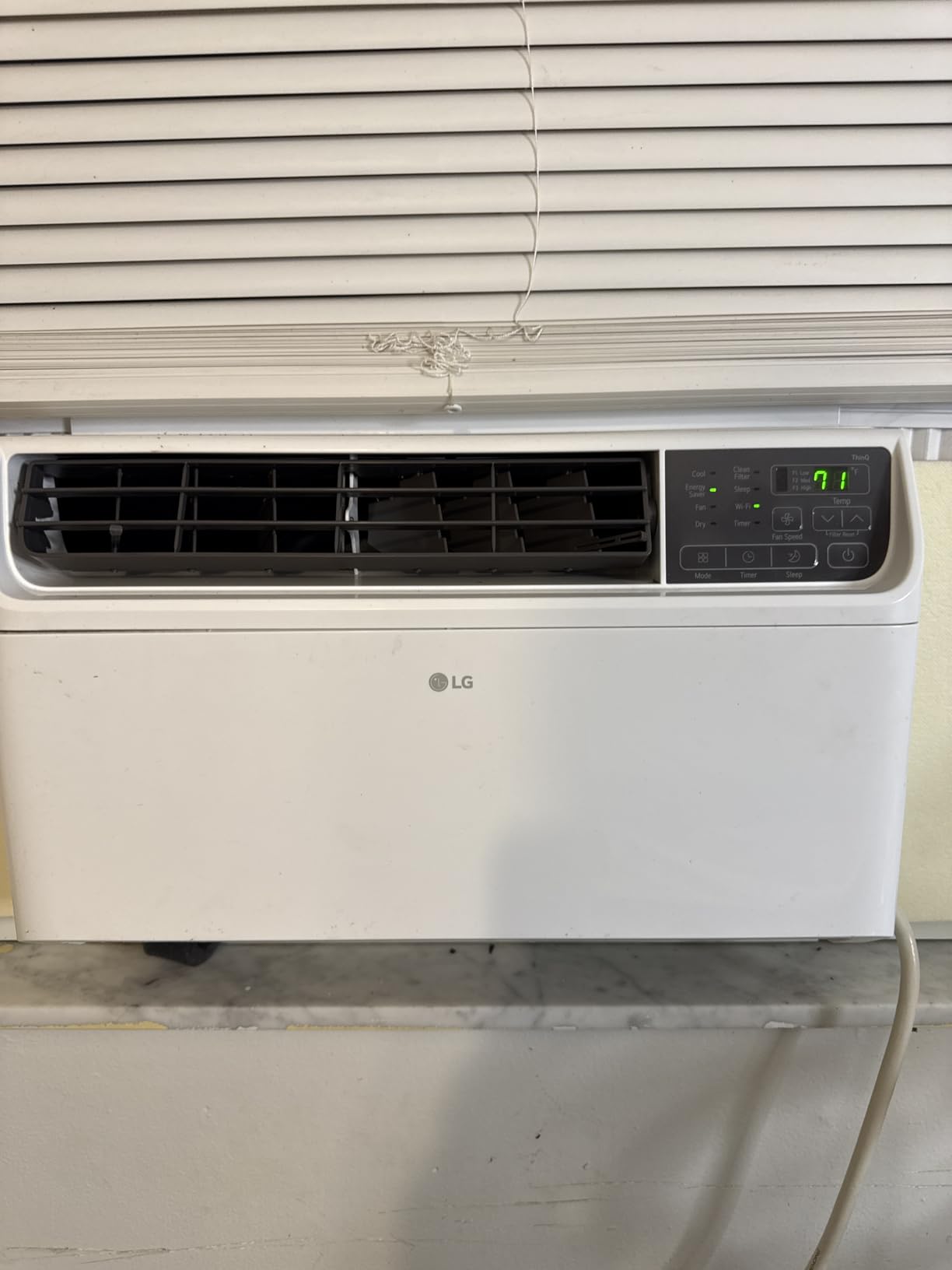 LG 6,000 BTU Dual Inverter Smart Window Air Conditioner, 115V, Cools 250 Sq. Ft., Ultra Quiet Operation, Up to 35% More Energy Savings, ENERGY STAR®, works with LG ThinQ, Amazon Alexa and Hey Google - Customer Photo 1