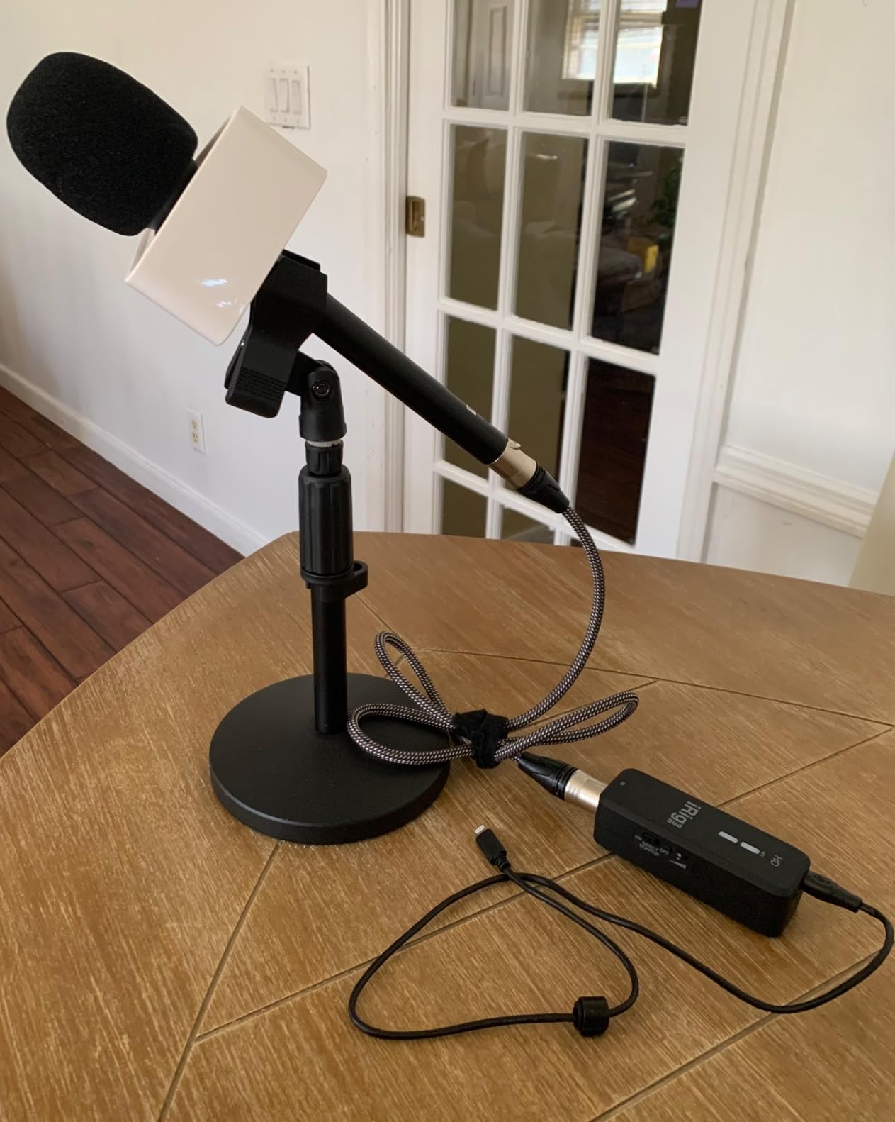 CAHAYA Microphone Stand Desk Adjustable: Boom Arm Mic Stand Desktop with 2 Mic Clips Reinforced Metal Base Table Mic Mount with 3/8