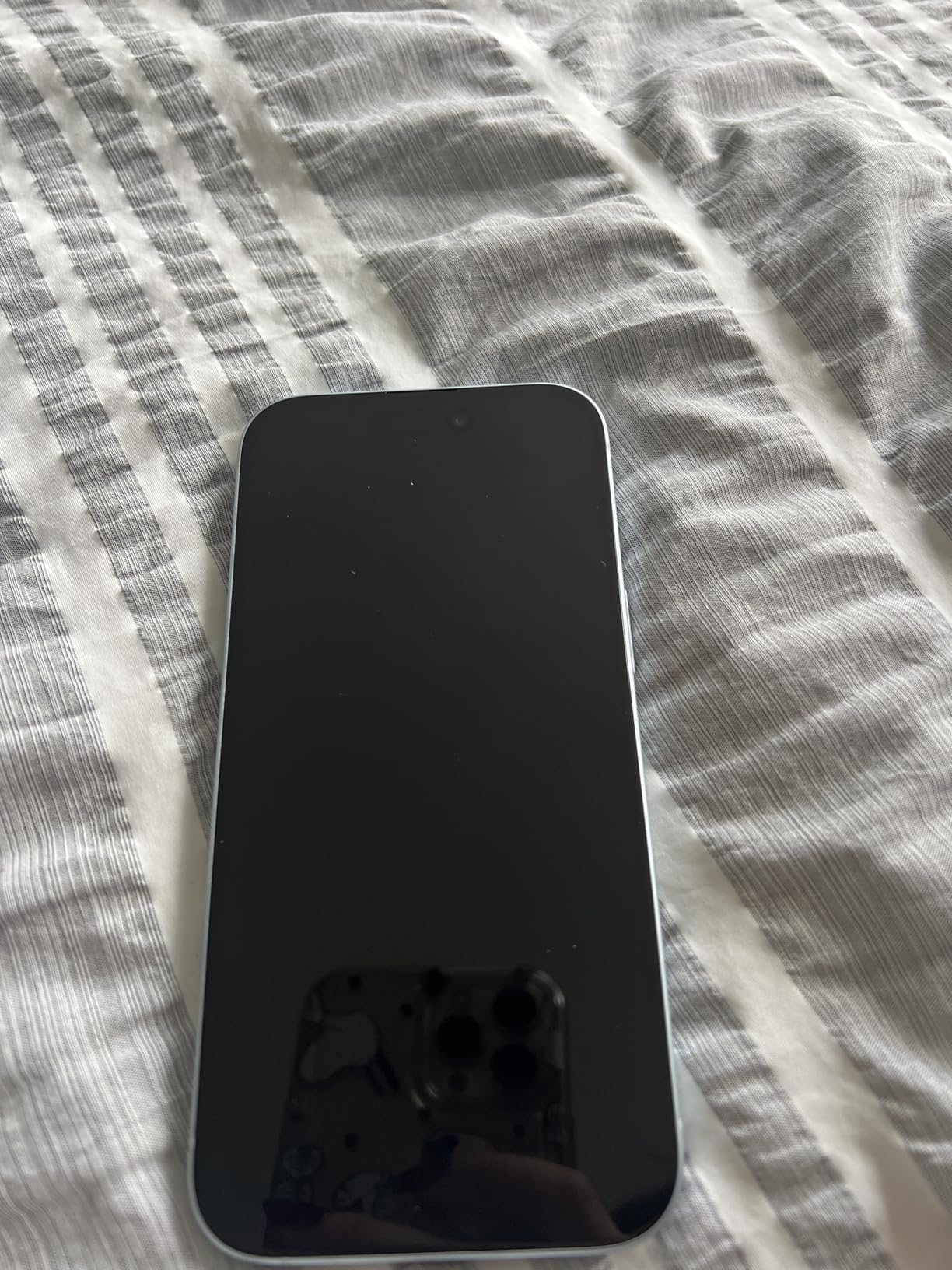 Apple iPhone 15, 128GB, Blue - Unlocked (Renewed) - Customer Photo 1