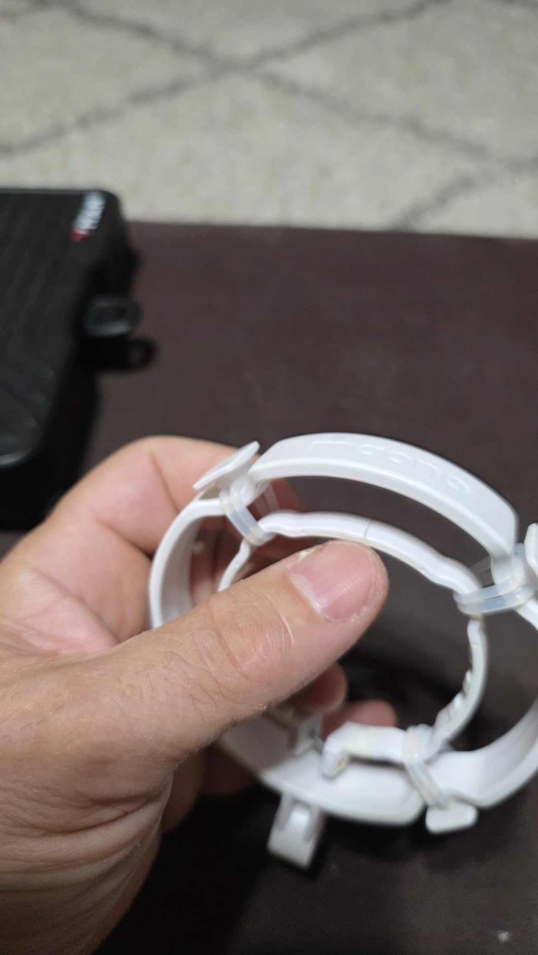 MAONO XLR/USB Dynamic Microphone Kit, RGB Podcast Mic with Software, Mute, Gain Knob, Volume Control, Boom Arm for Streaming, Gaming, Voice-Over, Recording-PD200XS Black - Customer Photo 1