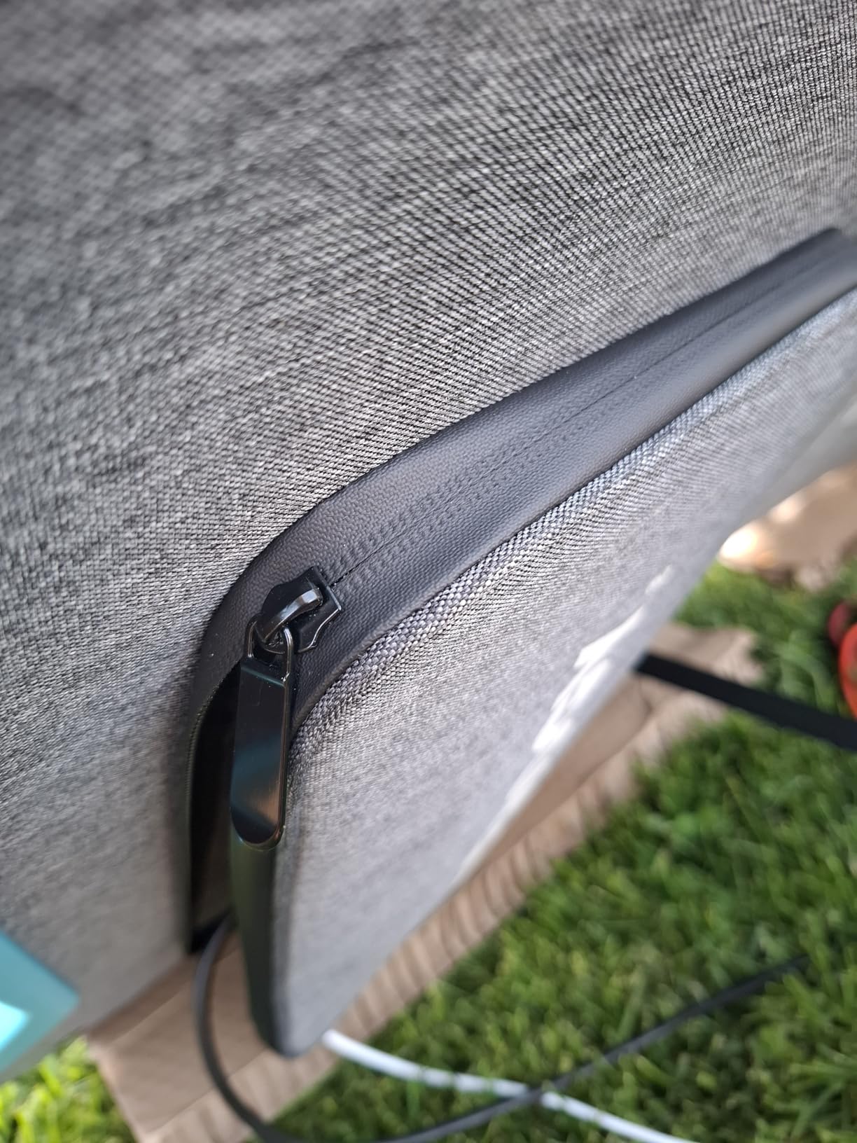 Renogy 200W Portable Solar Panel, IP65 Waterproof Foldable Solar Panel Power Backup, Solar Charger for Power Station RV Camping Off Grid - Customer Photo 2