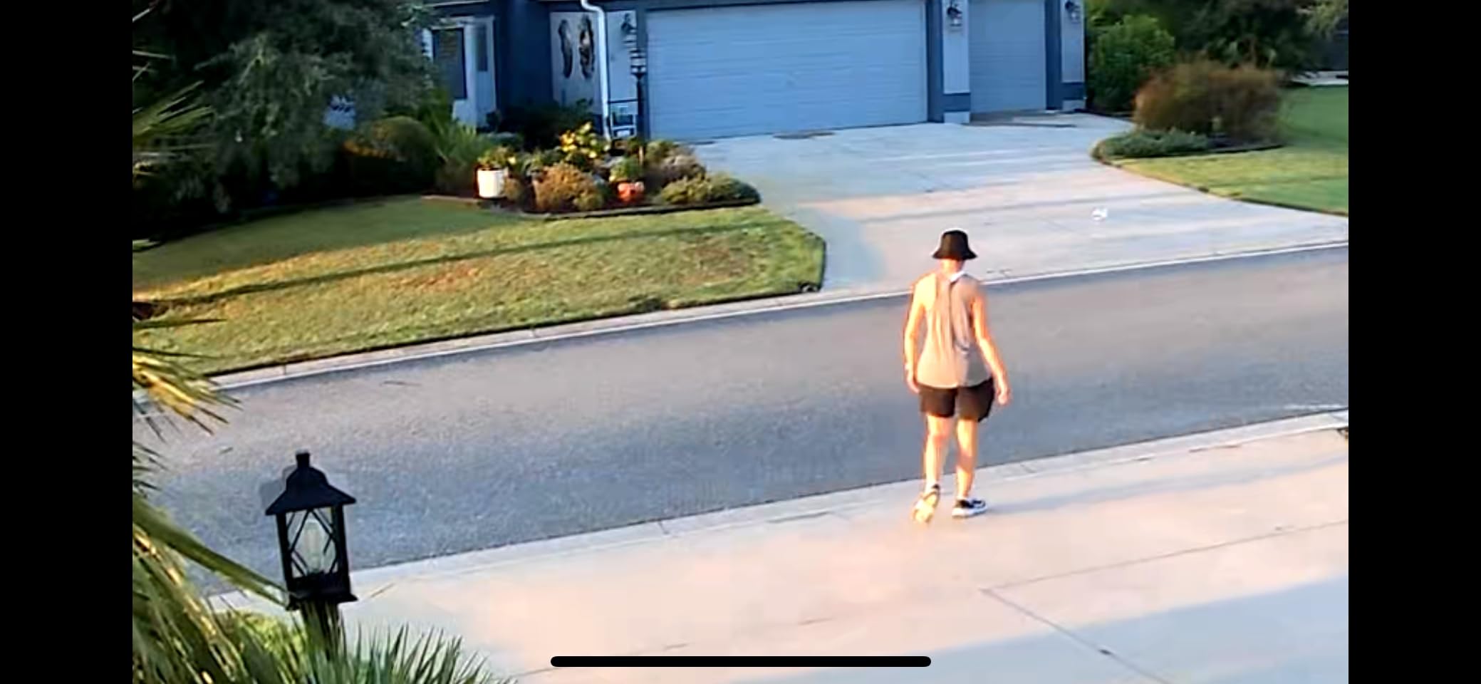 aosu Security Cameras Outdoor Wireless, 2 Cam-Kit, No Subscription, Solar-Powered, Home Security Cameras System with 360° Pan & Tilt, Auto Tracking, 2K Color Night Vision, Easy Setup, 2.4 & 5GHz WiFi - Customer Photo 1