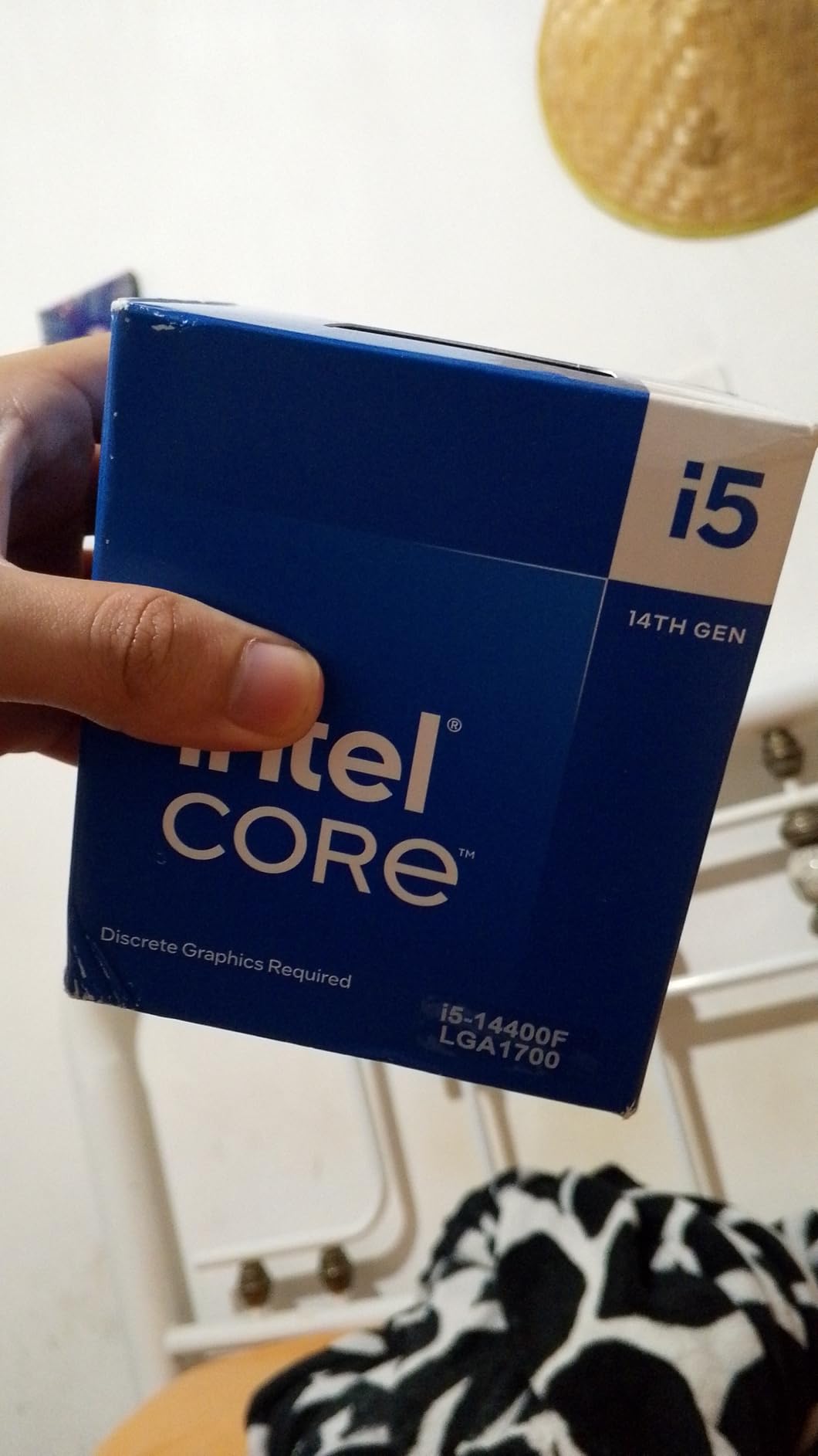 Intel Core i5-14400F Desktop Processor 10 cores (6 P-cores + 4 E-cores) up to 4.7 GHz Customer Review Intel Core i5-14400F Desktop Processor 10 cores (6 P-cores + 4 E-cores) up to 4.7 GHz - Customer Photo 2