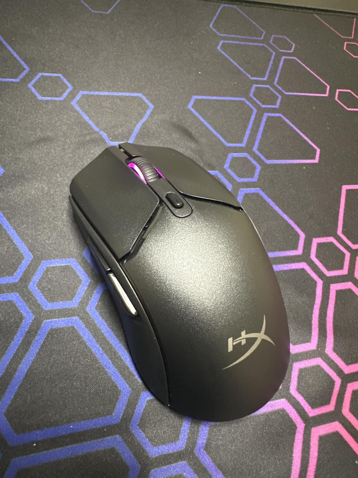 HyperX Pulsefire Haste 2 Mini – Wireless Gaming Mouse for PC Compact Lightweight Bluetooth 2.4GHz White - Customer Photo 2