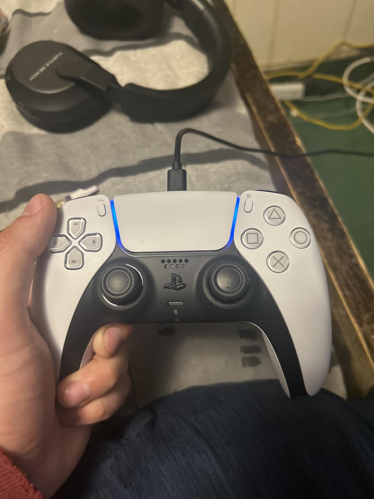 PlayStation DualSense® Wireless Controller - Starlight Blue - Customer Photo 1