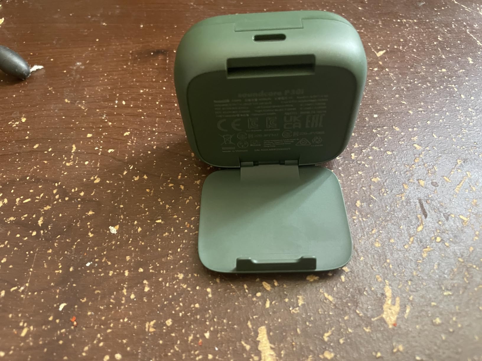 Soundcore P30i by Anker Noise Cancelling Earbuds, Strong and Smart Noise Cancelling, Powerful Bass, 45H Playtime, 2-in-1 Case and Phone Stand, IP54, Wireless Earbuds, Bluetooth 5.4 (Black) - Customer Photo 4