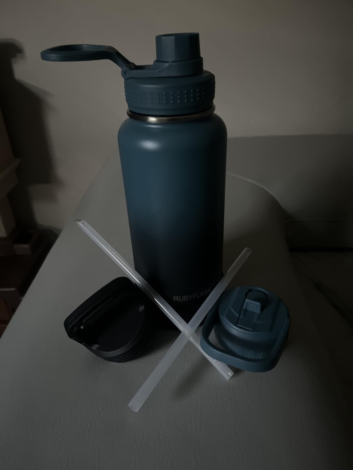 32oz Insulated Water Bottle with Straw, Stainless Steel Metal Vacuum Water Flask, Large Thermal Water bottle with Leakproof 3 Lids for Travel, Camping, Gym Sports Indigo Black - Customer Photo 1