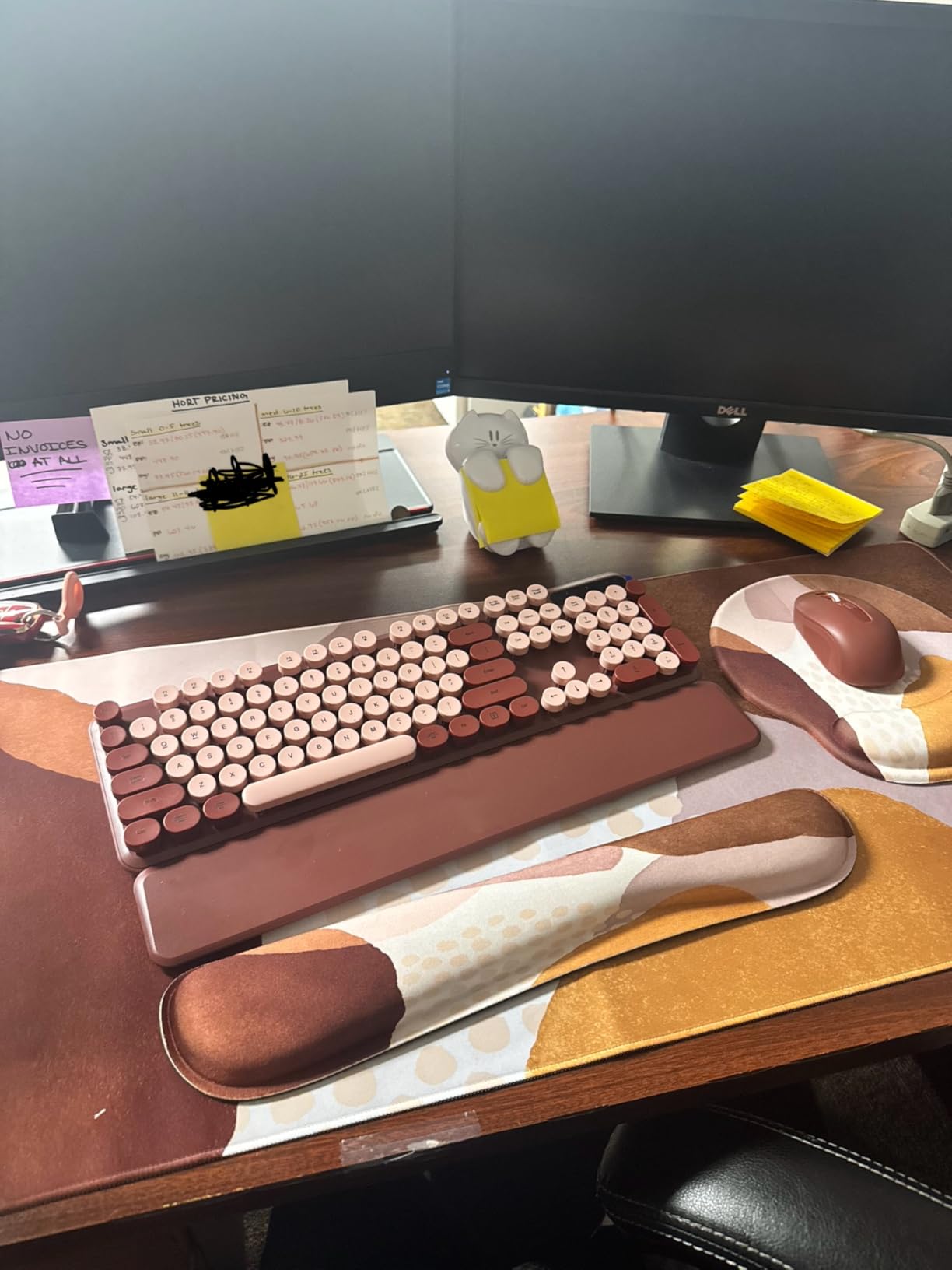 iCasso Desk Mat, Gaming Mouse Pad Wrist Support Set, XXL Large Mousepad + Keyboard Wrist Rest+Mouse Wrist Rest+Coastert with Ergonomic Design for Home Office Computer (C-Four-Pink-Block) Customer Review iCasso Desk Mat, Gaming Mouse Pad Wrist Support Set, XXL Large Mousepad + Keyboard Wrist Rest+Mouse Wrist Rest+Coastert with Ergonomic Design for Home Office Computer (C-Four-Pink-Block) - Customer Photo 5