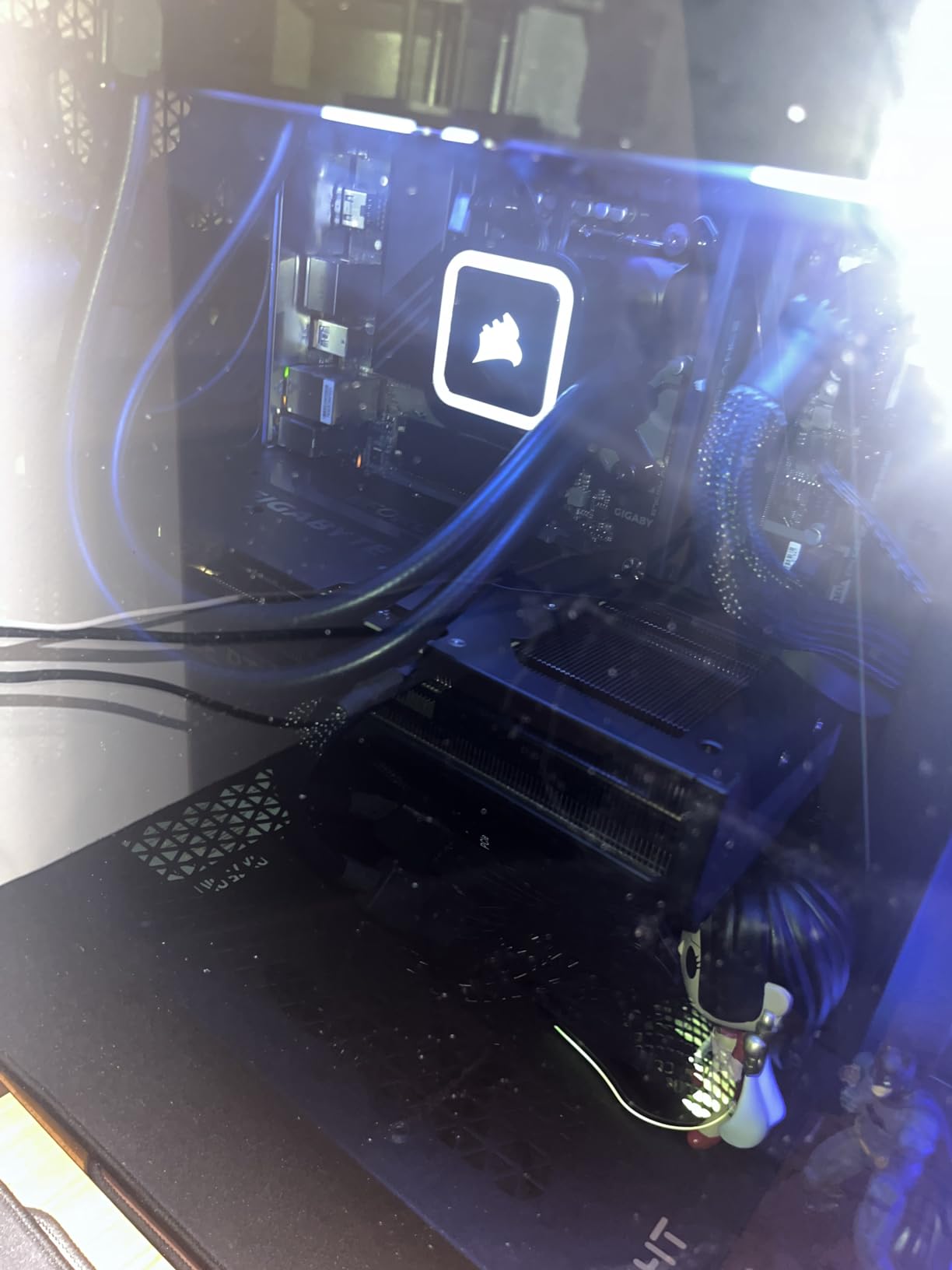 GIGABYTE GeForce RTX 4070 Super WINDFORCE OC 12G Graphics Card, 3X WINDFORCE Fans, 12GB 192-bit GDDR6X, GV-N407SWF3OC-12GD Video Card - Customer Photo 2