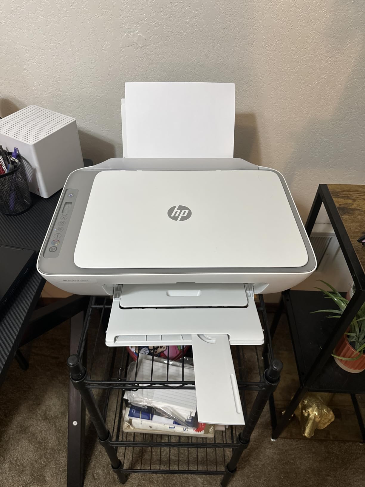 HP DeskJet 2855e Wireless All-in-One Color Inkjet Printer, Scanner, Copier, Best-for-home, 3 month Instant Ink trial included, AI-enabled (588S5A) - Customer Photo 2