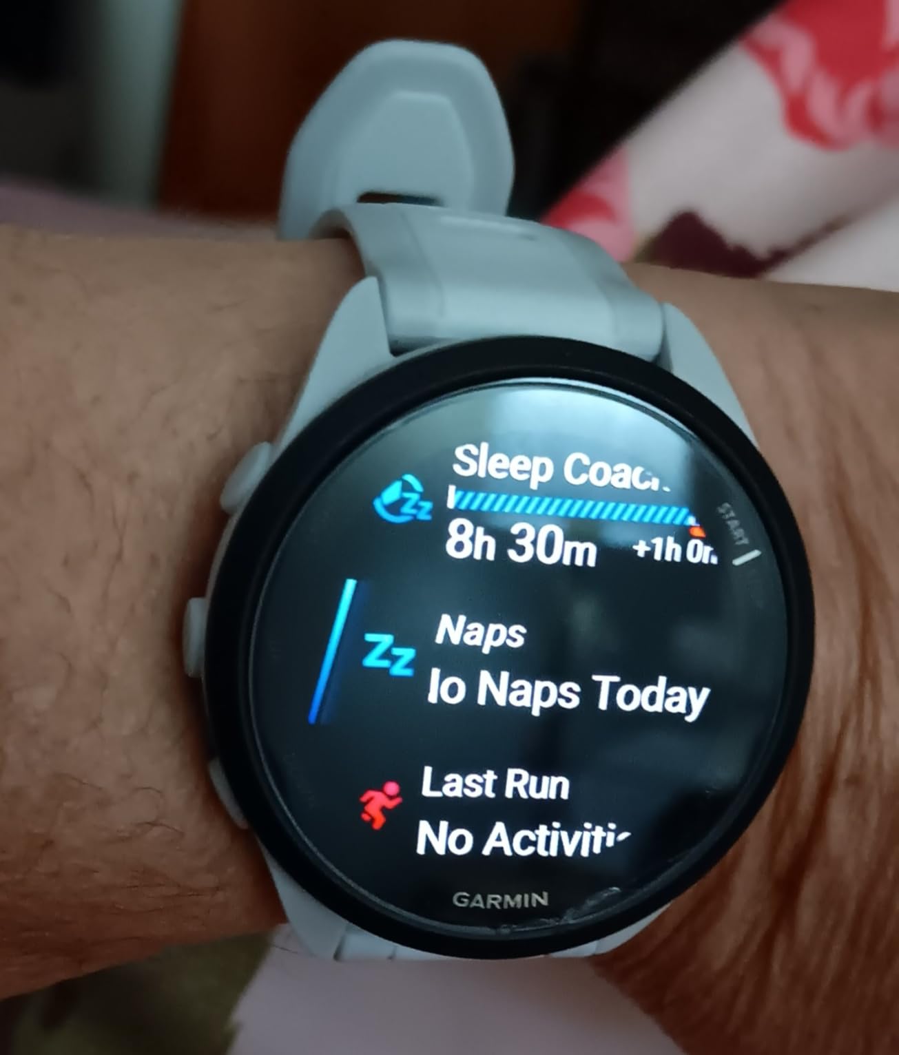 Garmin Forerunner 165, Running Smartwatch, Colorful AMOLED Display, Training Metrics and Recovery Insights, Black - Customer Photo 2