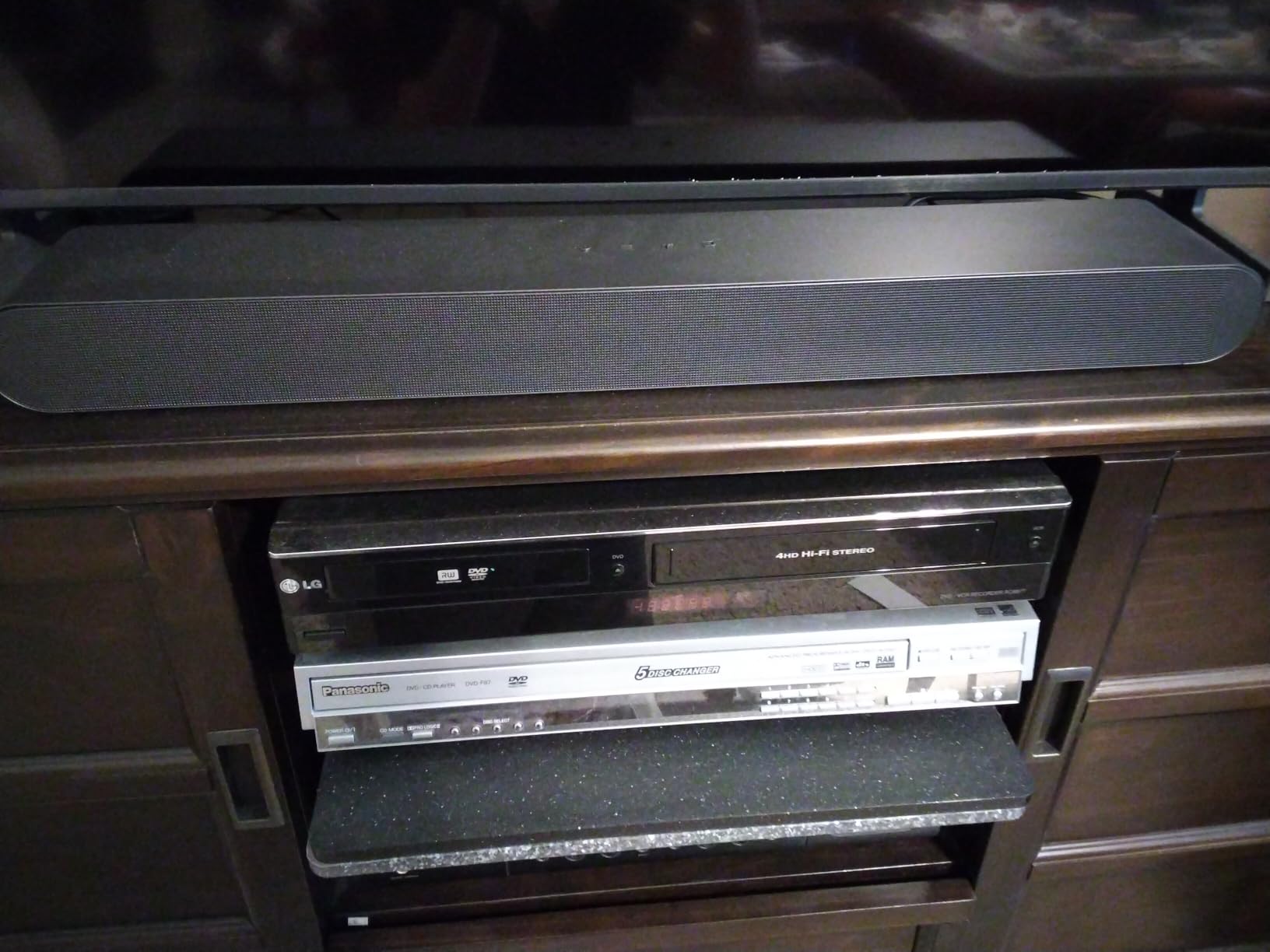 SAMSUNG S60D 5.0ch Soundbar w/Wireless Dolby Atmos Audio, All-in-One Design, Q-Symphony, SpaceFit Sound Pro, Adaptive Sound, Game Mode Pro with Alexa Built-in, HW-S60D/ZA Customer Review SAMSUNG S60D 5.0ch Soundbar w/Wireless Dolby Atmos Audio, All-in-One Design, Q-Symphony, SpaceFit Sound Pro, Adaptive Sound, Game Mode Pro with Alexa Built-in, HW-S60D/ZA - Customer Photo 1