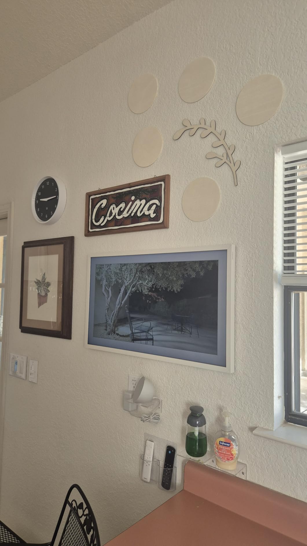 SAMSUNG 55-Inch Class QLED 4K LS03D The Frame Series Quantum HDR Smart TV w/Dolby Atmos, Art Mode, Anti-Reflection, Customizable Frame, Slim Fit Wall Mount with Alexa Built-in (QN55LS03D, 2024 Model) - Customer Photo 1