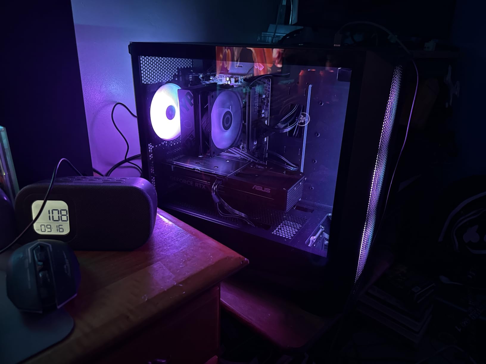 ASUS Dual GeForce RTX™ 4060 Ti EVO OC Edition 8GB GDDR6 (PCIe 4.0, 8GB GDDR6, DLSS 3, HDMI 2.1a, DisplayPort 1.4a, Axial-tech fan design, 0dB technology, Protective Backplate, Auto-Extreme Technology) - Customer Photo 1