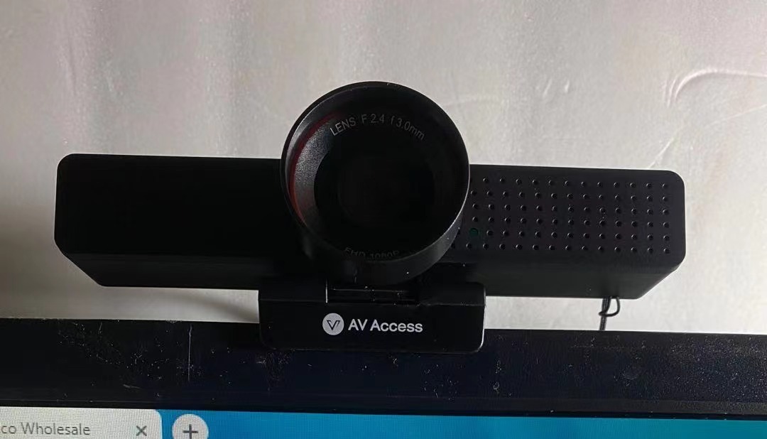 AV Access 4K Conference Room Camera, 1/1.8' Sensor, Individuals Gallery, 120° FOV, 5X Digital Zoom, Auto Framing, Presenter Tracking, Dual Mics, ePTZ, Privacy Cover, Work with Teams, Zoom, Meet - Customer Photo 4