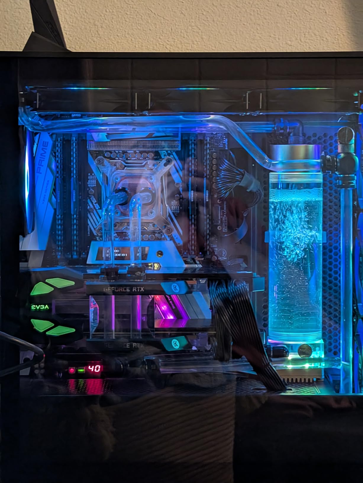 MSI MAG Forge 321R Airflow - Premium Mid-Tower Gaming PC Case - Tempered Glass Side Panel - ARGB 120mm Fans - Liquid Cooling Support up to 360mm Radiator - Vented Front Panel Customer Review MSI MAG Forge 321R Airflow - Premium Mid-Tower Gaming PC Case - Tempered Glass Side Panel - ARGB 120mm Fans - Liquid Cooling Support up to 360mm Radiator - Vented Front Panel - Customer Photo 1