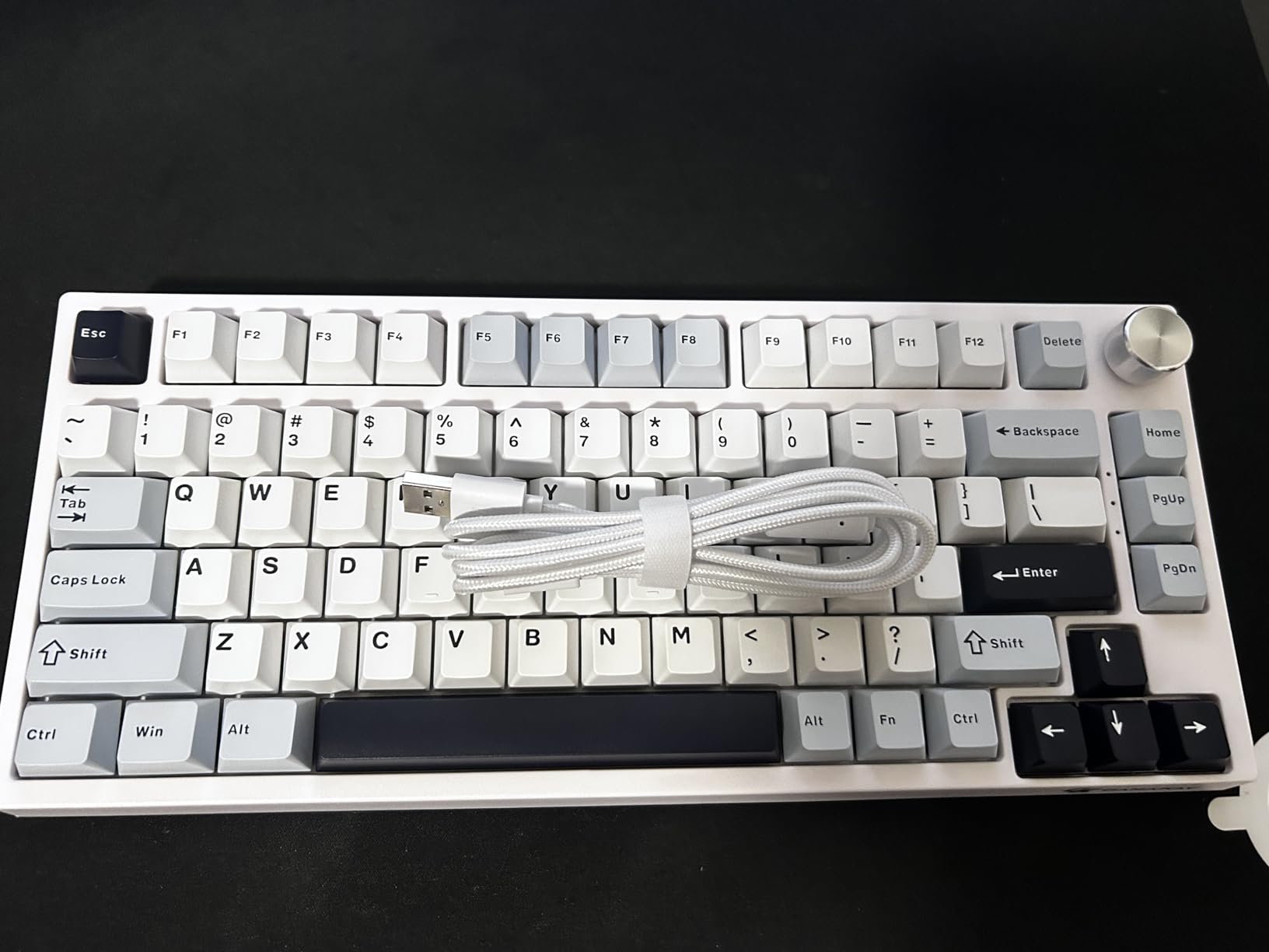 GK GAMAKAY TK75 HE Rapid Trigger Mechanical Keyboard Hall Effect Hot-swap Magnetic Switch, Snap Tap, 81 Keys Bluetooth/2.4GHz/Wired 75% RGB Esports Gaming Keyboard (Magnetic Phoenix Switch) - Customer Photo 2