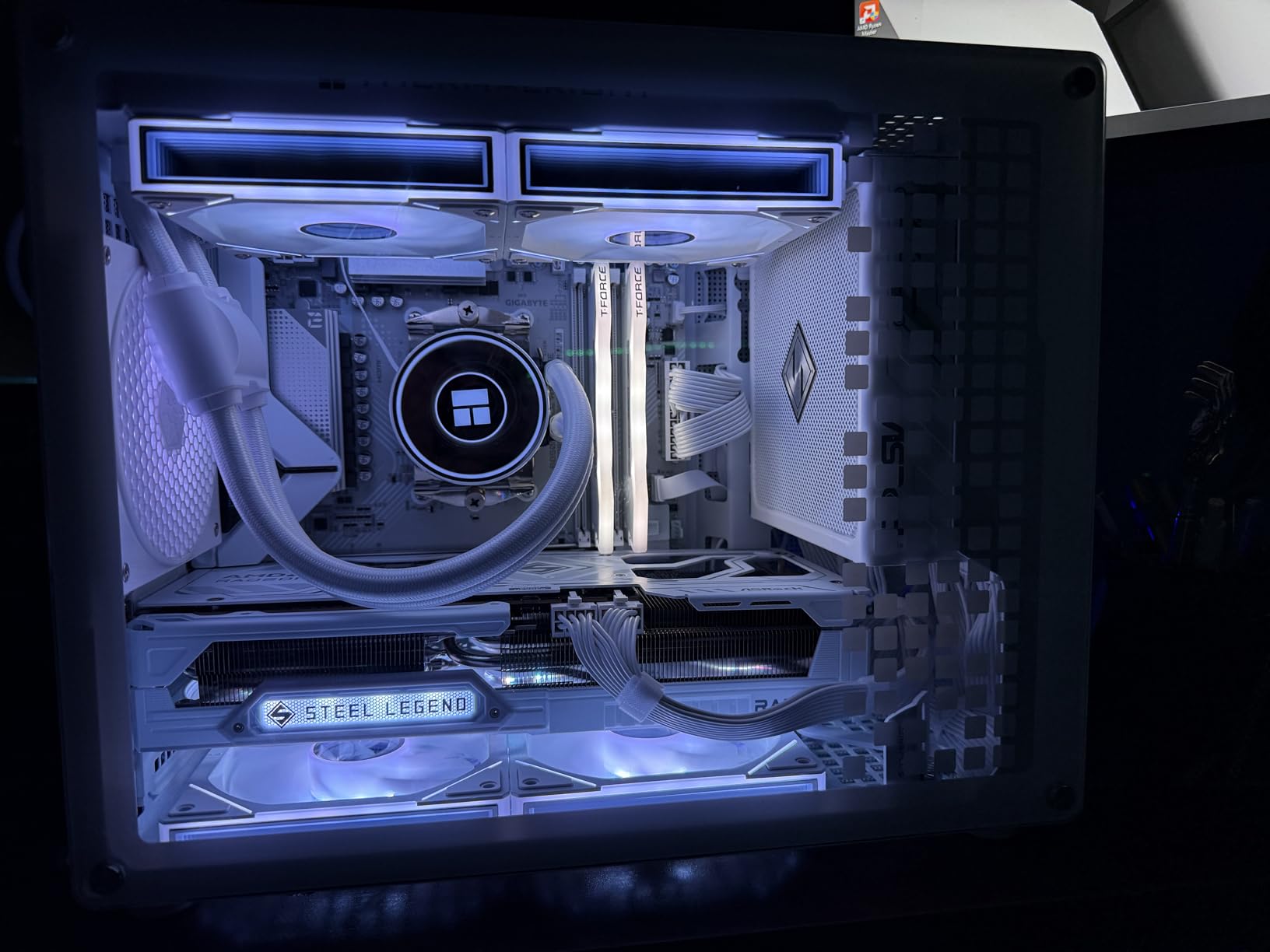 JONSBO/JONSPLUS Z20 Black Micro-ATX Mini Tower PC Case,with Detachable Carrying Handle, Mini Size, High-Performance Hardware Compatible, Support 240AIO, H160mm Cooler, Matx Black - Customer Photo 1