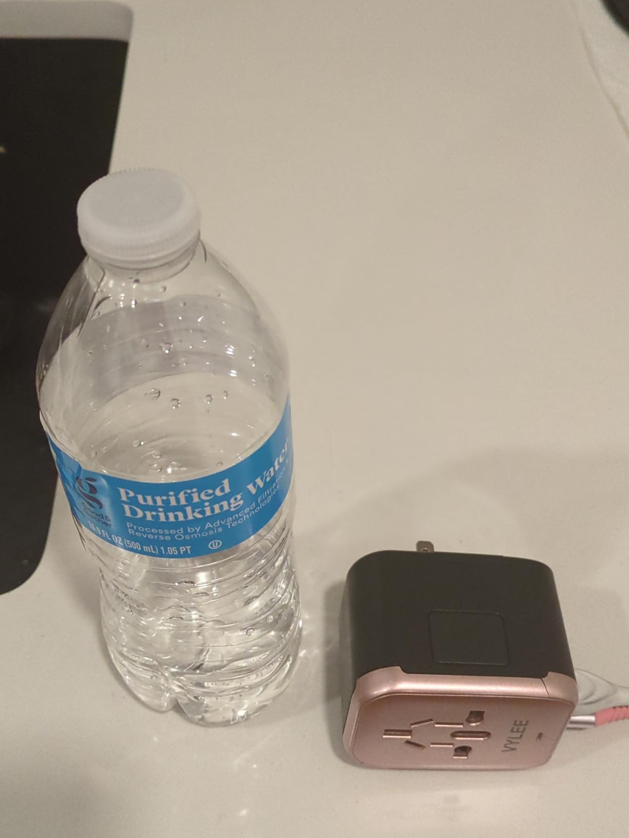 Universal Travel Adapter, VYLEE 5 in 1 International Power Adapter, 3.5A 2xUSB-A and 2xUSB C Wall Charger, Worldwide Travel Essentials Plug for Europe USA UK AUS Asia (Black Grey) Customer Review Universal Travel Adapter, VYLEE 5 in 1 International Power Adapter, 3.5A 2xUSB-A and 2xUSB C Wall Charger, Worldwide Travel Essentials Plug for Europe USA UK AUS Asia (Black Grey) - Customer Photo 3