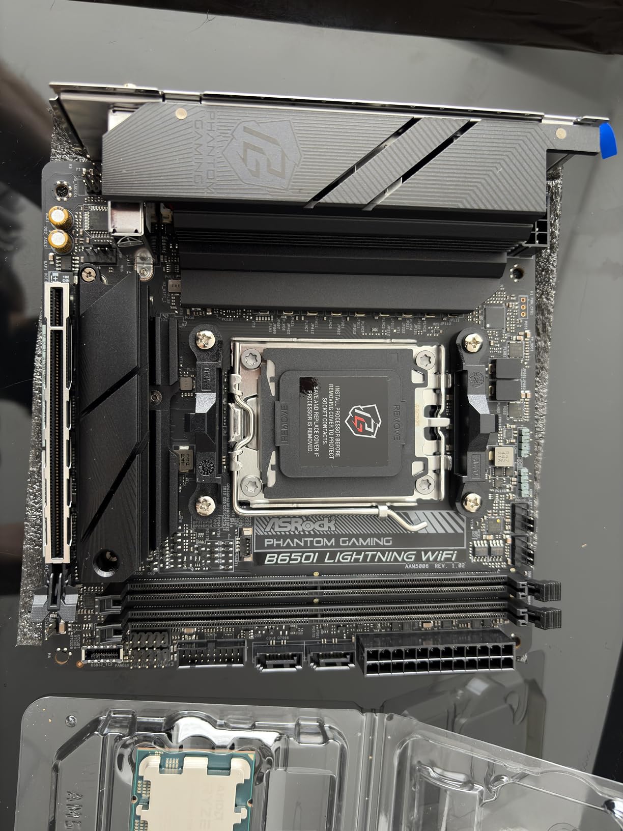 ASRock B650 Steel Legend WiFi 6E AMD Socket AM5 Ryzen 9000 8000 and 7000 Series SATA3 M.2 DDR5 7200+(OC) 256GB SATA3 6.0 Gb/s ATX Motherboard BIOS Flashback - Customer Photo 2