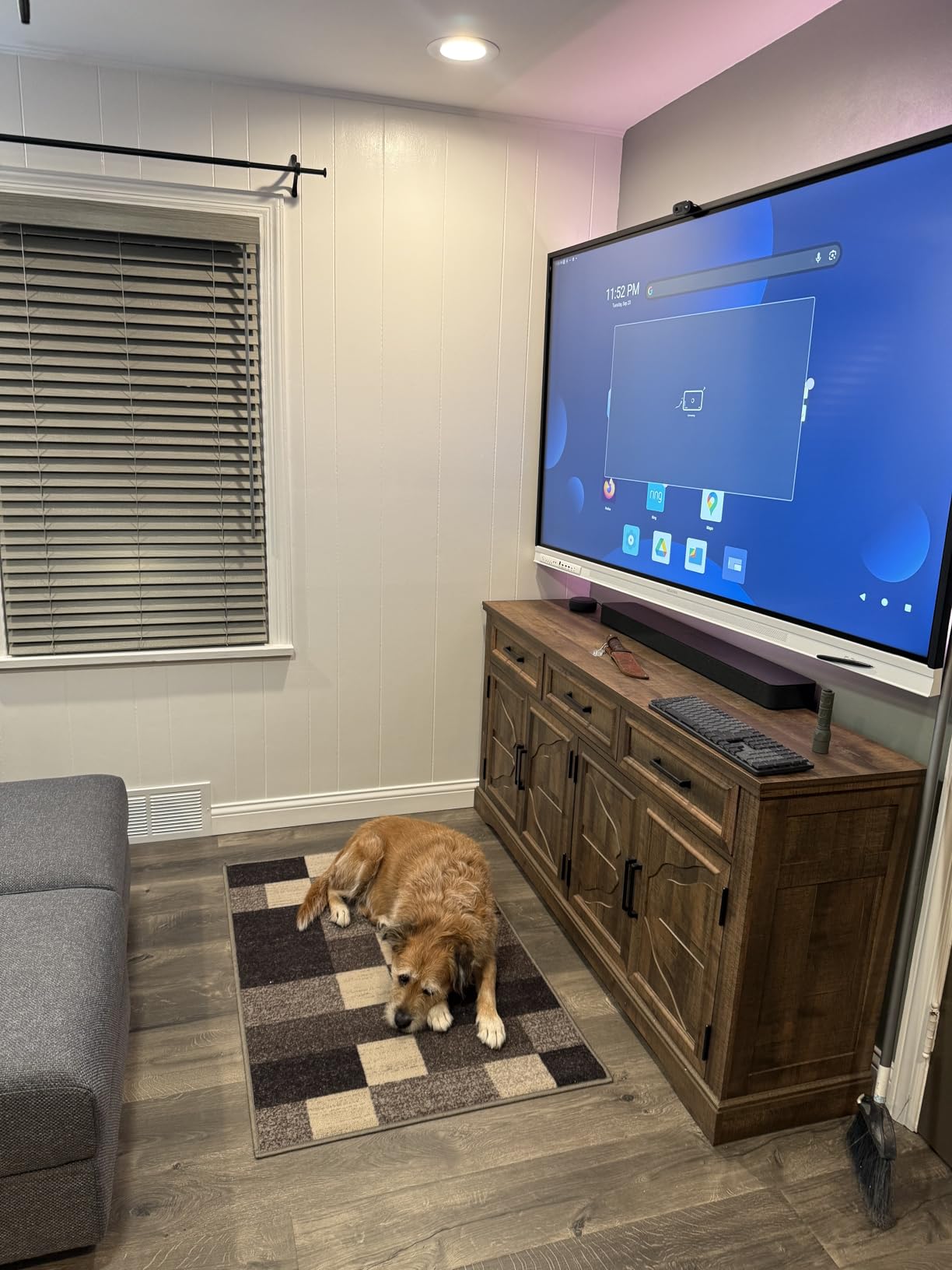 Amazon Fire TV Soundbar Plus with subwoofer (newest model), 3.1 channel, Dolby Atmos, DTS:X, clear dialogue Customer Review Amazon Fire TV Soundbar Plus with subwoofer (newest model), 3.1 channel, Dolby Atmos, DTS:X, clear dialogue - Customer Photo 2