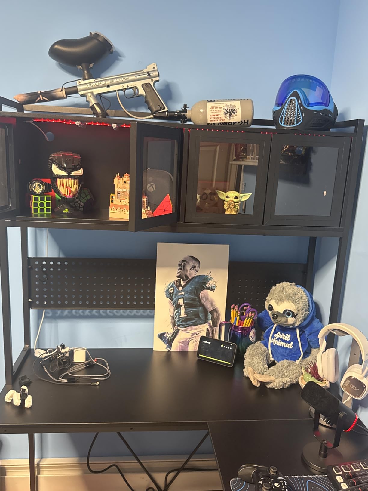 SEDETA L Shaped Gaming Desk with Drawers, L Shaped Computer Desk with Hutch and Storage Shelves, Gaming Desk with Pegboard, Led Lights, and Power Outlet, Home Office Desk, Corner Desk, Black - Customer Photo 2