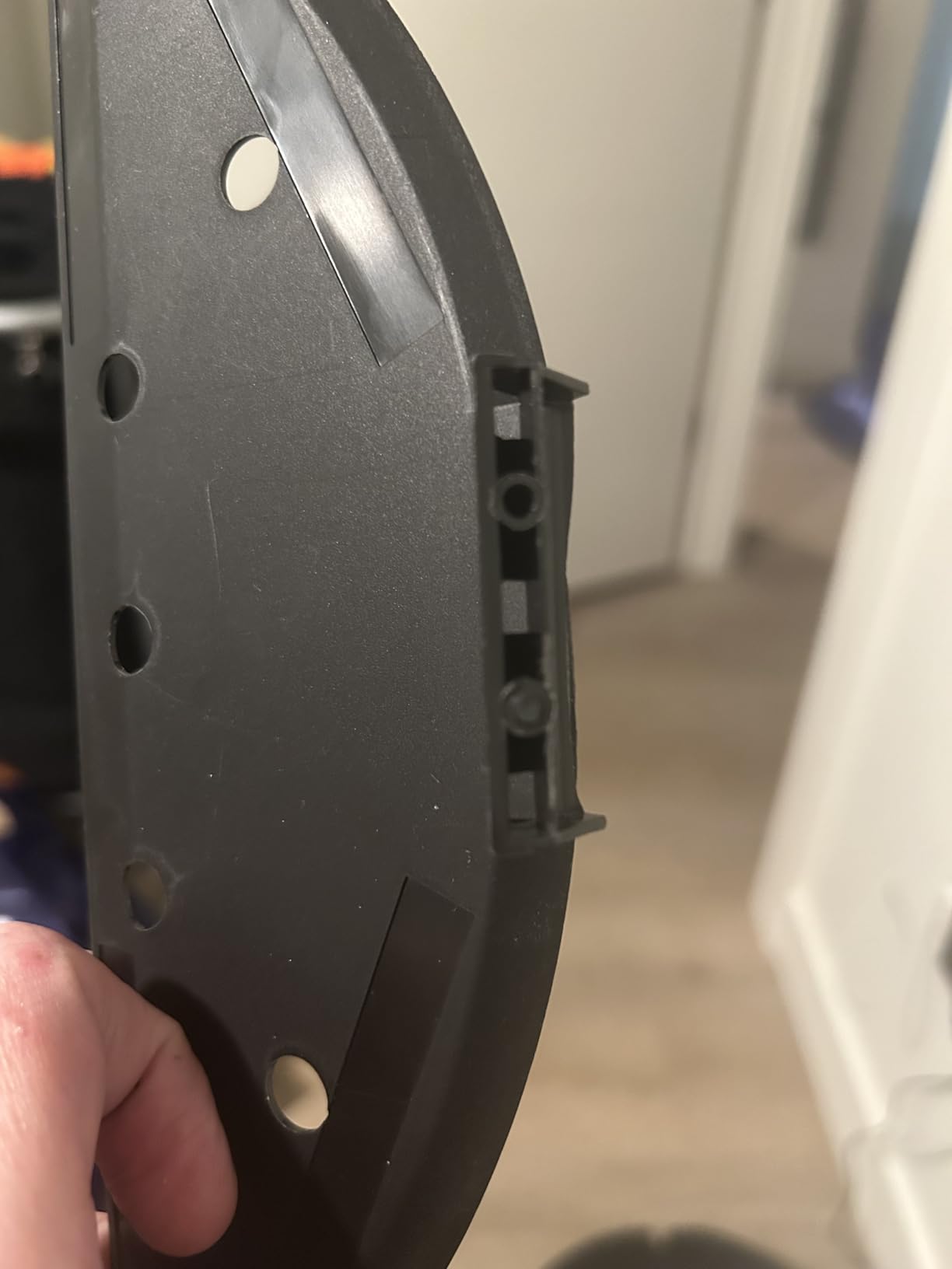 Pureatic V3 3 in 1 Robot Vacuum and Mop with 5000Pa Suction Power, Work with 2.4GWifi/ Alexa/App/, Self-Charging Vacuum Cleaner, Tangle-Free, Ideal for Pet Hair,Carpet and Hard Floor - Customer Photo 4