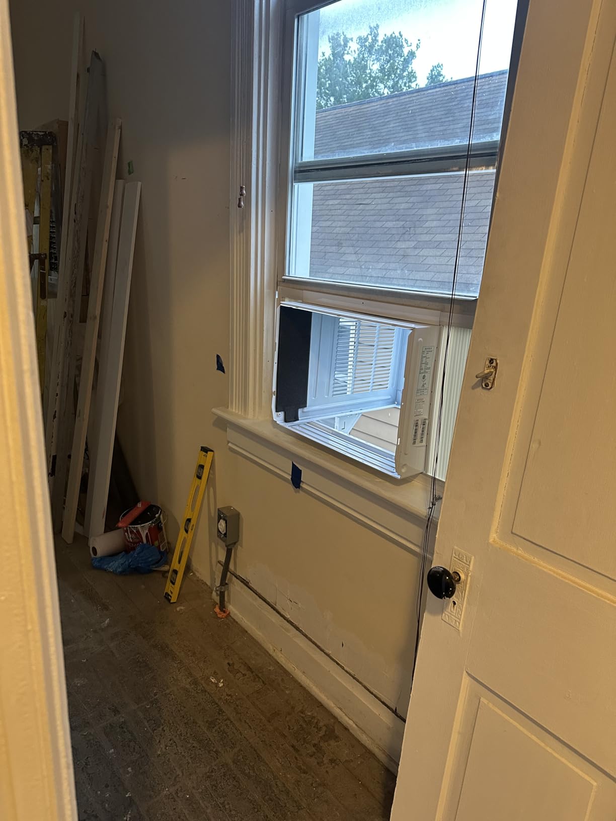 ROVSUN 8000 BTU Window Air Conditioner with Heat, Window AC Unit & Heater Combo with APP & Voice Smart Control, Timer Function & Easy Installation Kit, Work with Alexa/Google Assistant, 115V/60Hz - Customer Photo 1