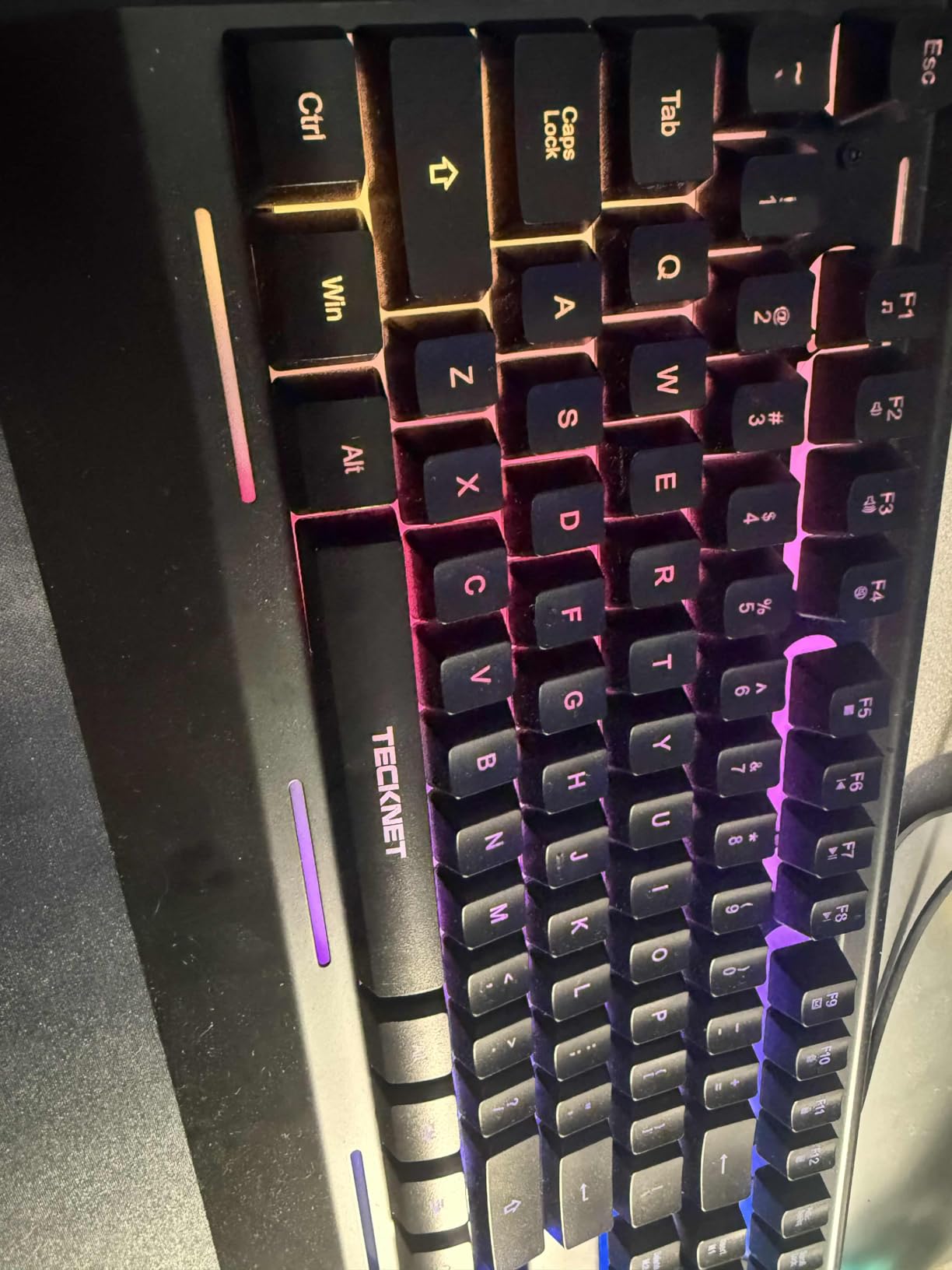 TECKNET Gaming Keyboard, USB Wired Computer Keyboard, 15-Zone RGB Illumination, IP32 Water Resistance, 25 Anti-ghosting Keys, All-Metal Panel (Whisper Quiet Gaming Switch) - Customer Photo 2