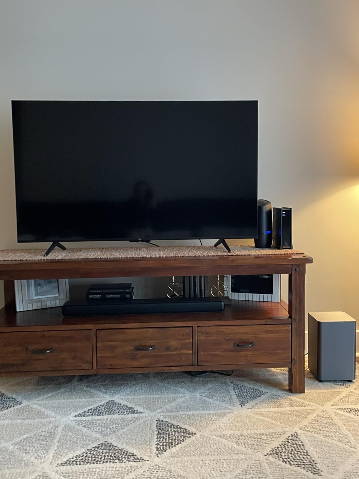 TCL S55H S Class 2.1 Channel Sound Bar with Dolby Atmos, DTS Virtual:X, Wireless Subwoofer, Bluetooth Music Streaming, and Auto Room Calibration - Customer Photo 1