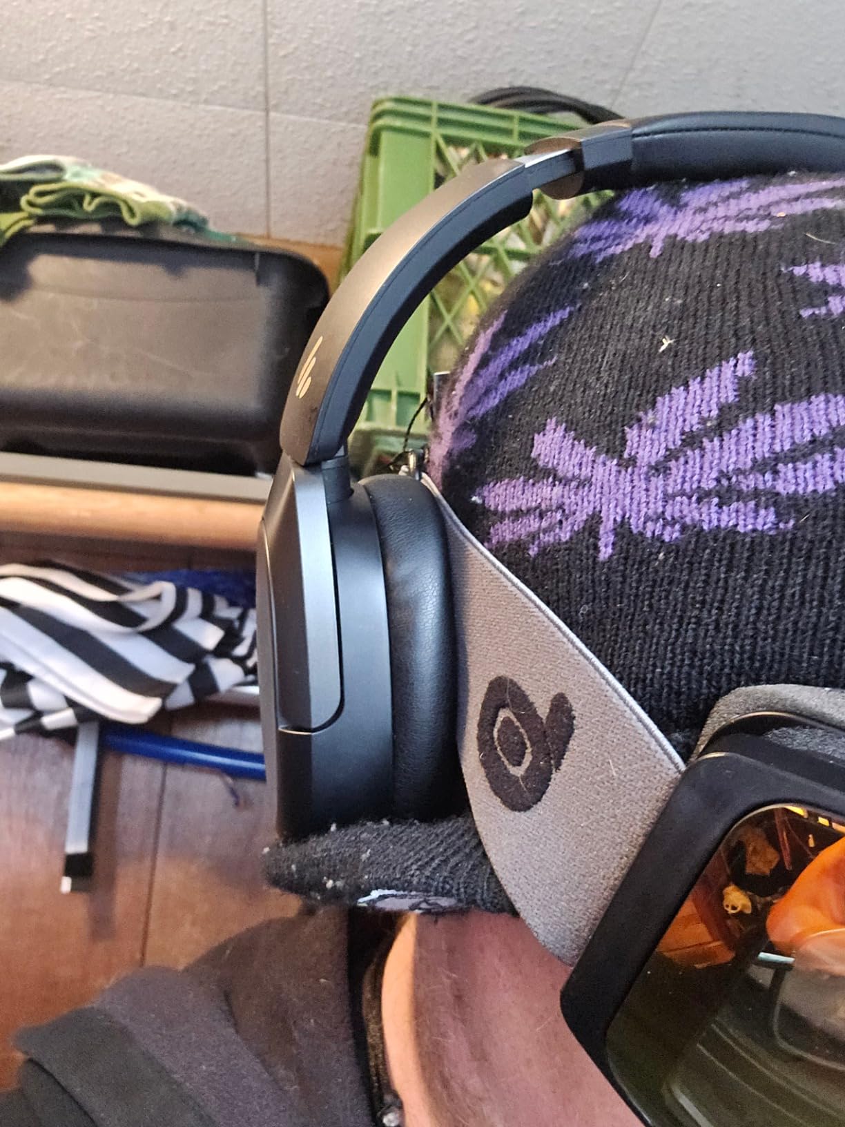 Edifier W830NB Wireless Over Ear Headphones with -45dB Active Noise Cancelling, 94H Playtime, LDAC Hi-Res Sound, Spatial Audio, Fast Charging, Multipoint Connection, Bluetooth V5.4 - Black - Customer Photo 2