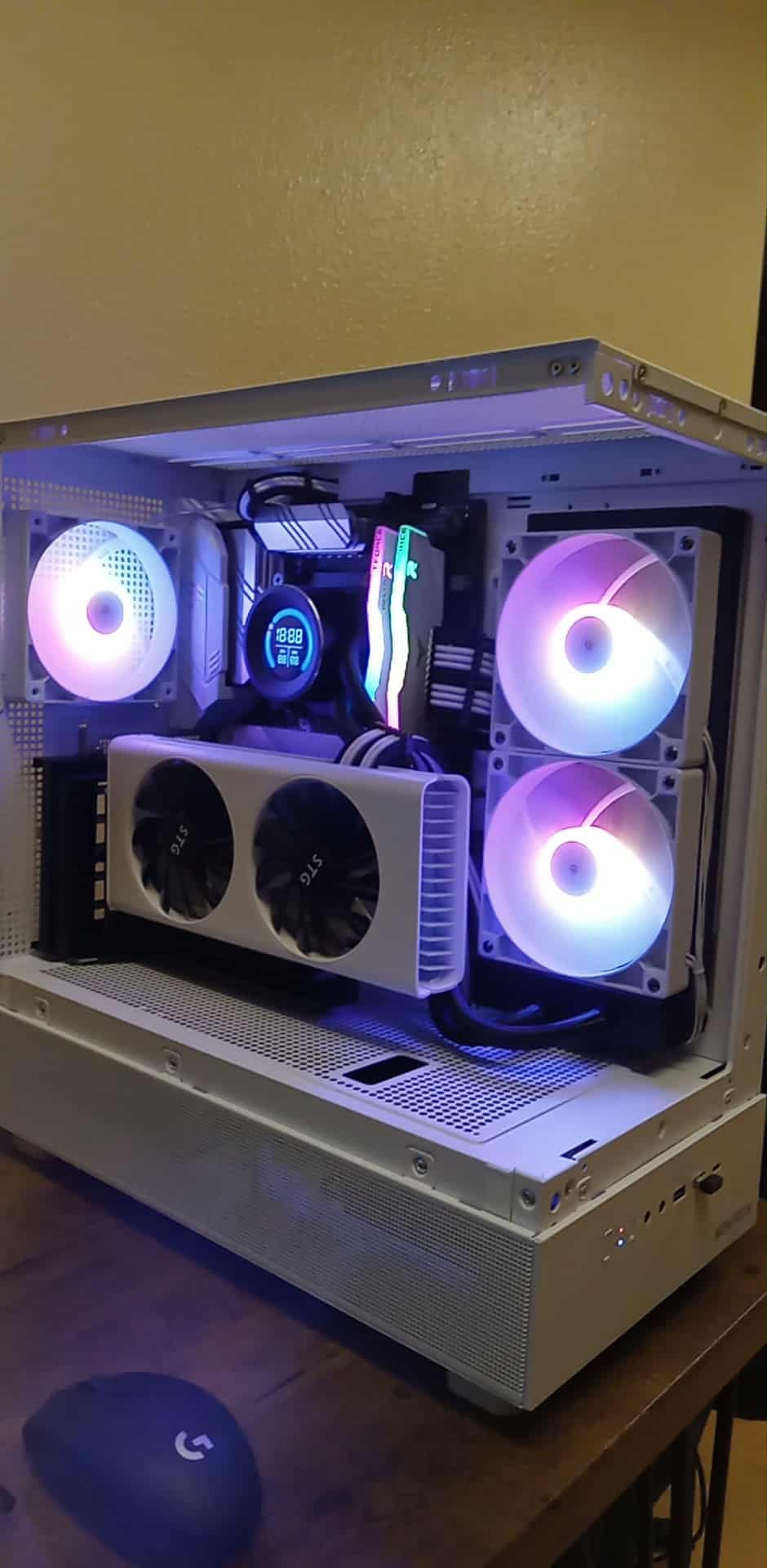 MONTECH XR, ATX Mid-Tower PC Gaming Case, 3 x 120mm ARGB PWM Fans Pre-Installed, Full-View Dual Tempered Glass Panel, Wood-Grain Design I/O Interface, Support 4090 GPUs, 360mm Radiator Support, Black - Customer Photo 1