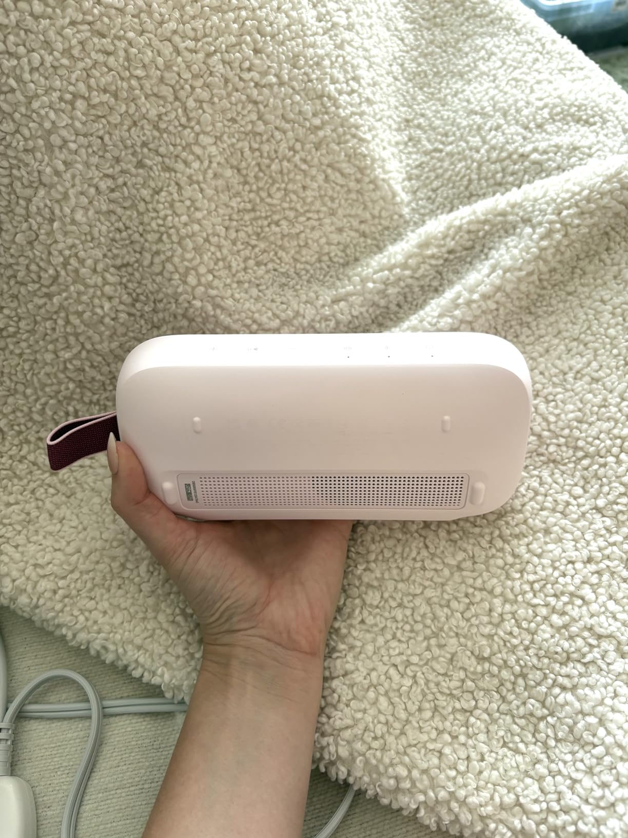 Bose SoundLink Flex Portable Bluetooth Speaker (2nd Gen), Portable Outdoor Speaker with Hi-Fi Audio, Up to 12 Hours Battery Life, Waterproof and Dustproof, Black - Customer Photo 4