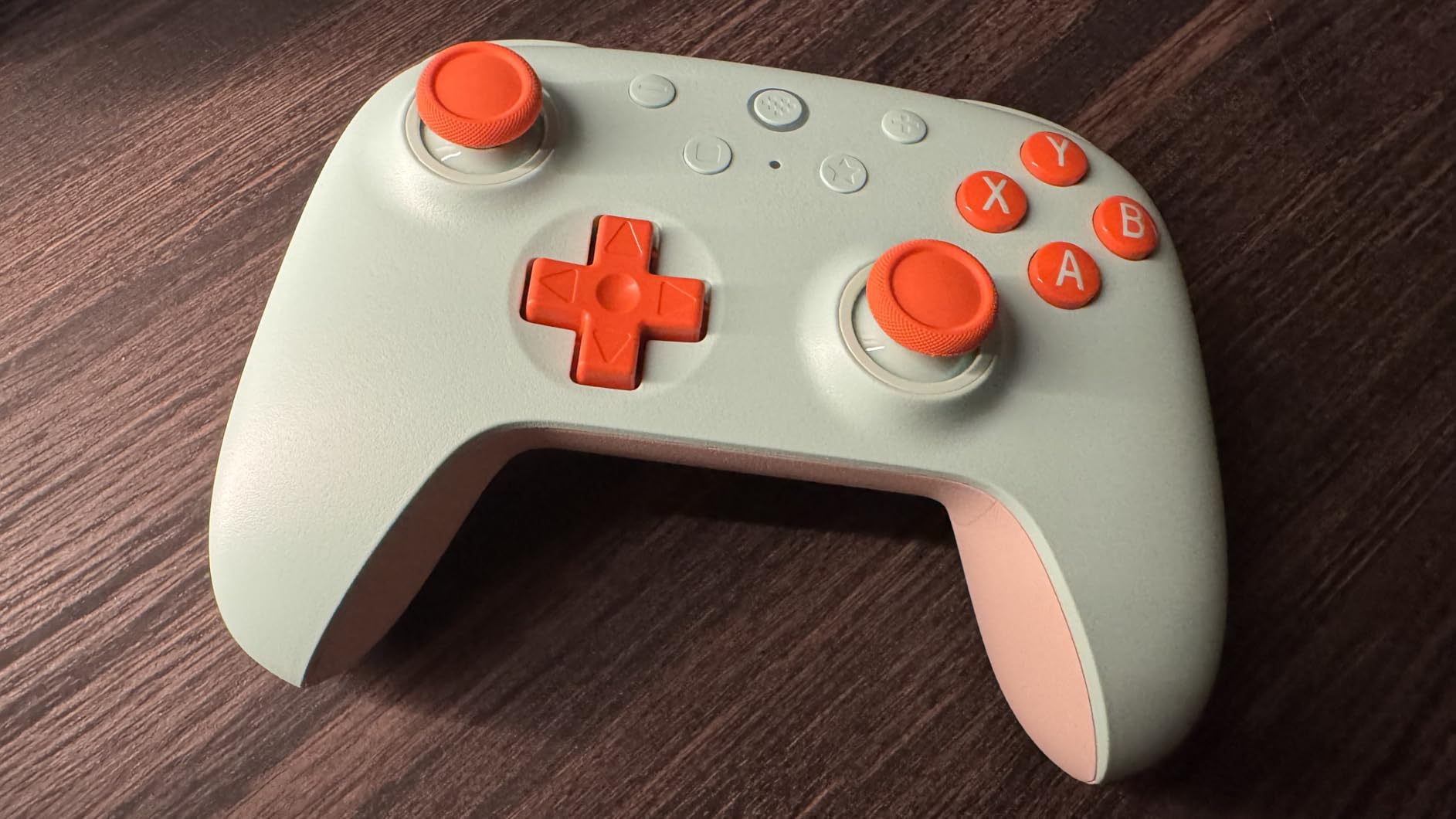 8BitDo Ultimate 2C Wireless Controller for Windows PC and Android, with 1000 Hz Polling Rate, Hall Effect Joysticks and Triggers, and Remappable L4/R4 Bumpers (Green) customer photo 2