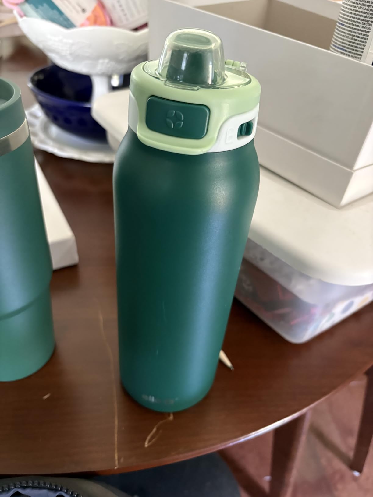 Ello Pop & Fill Stainless Steel Water Bottle with Quick Fill Technology, Double Walled Vacuum Insulated Metal, Leak Proof Locking Lid, Sip & Chug, BPA Free, Holiday Gift for Him Her, 22oz, 32oz, 40oz - Customer Photo 2