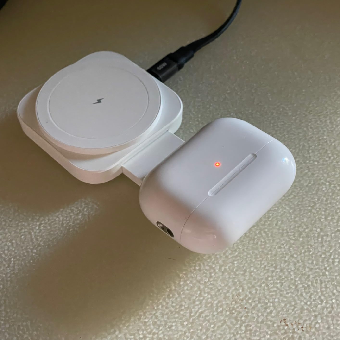 LISEN for Magsafe Charger Stand for Apple,Travel Charger for iPhone 16 Pro Charging Station Pad,Magnetic Wireless Charger for iPhone and Watch Airpods Travel Magsafe Accessories Fit iPhone 16-12,White - Customer Photo 1