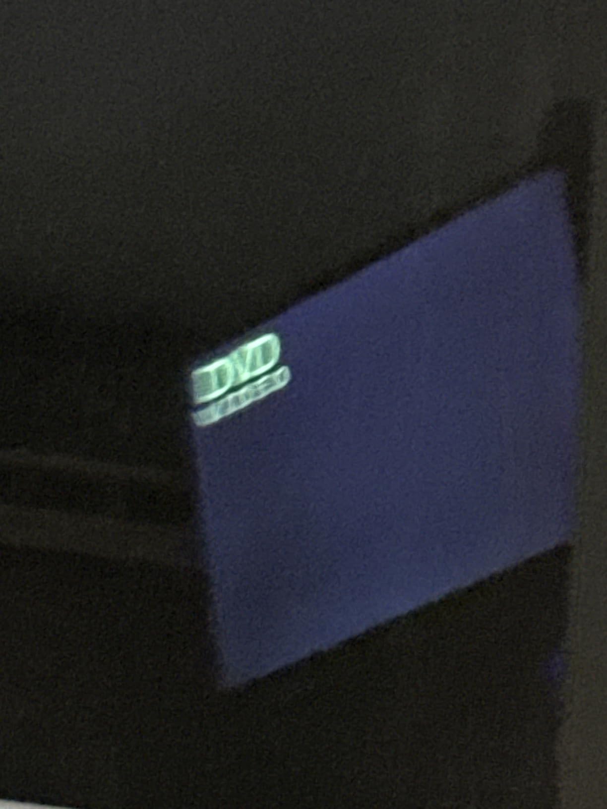 Supersonic SC-3226SDVD 32-inch LED Smart HDTV w/DVD Player, ATSC & NTSC System, 3X HDMI, 1080p, WiFi, USB, Multi Language OSD, AC/DC Compatible for Home, Kitchen, or RV Camper, DC Car Cord Included - Customer Photo 2