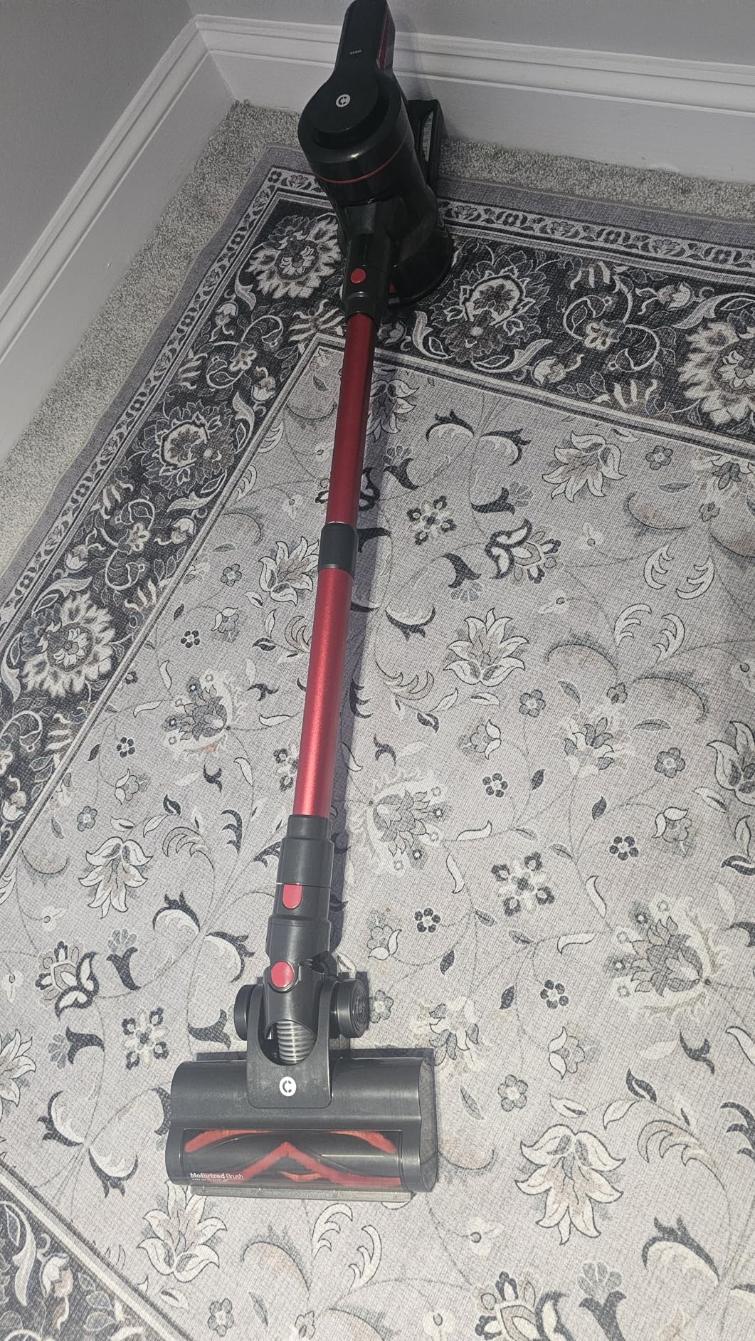 Cordless Vacuum Cleaner, Stick Vacuum with Powerful Suction, 45Mins Runtime Vacuum Cleaners for Home, Anti-tangle and 1.5L Dust Cup, 6 in 1 Lightweight Vacuum for Hardwood Floor Carpet Pet Hair Customer Review Cordless Vacuum Cleaner, Stick Vacuum with Powerful Suction, 45Mins Runtime Vacuum Cleaners for Home, Anti-tangle and 1.5L Dust Cup, 6 in 1 Lightweight Vacuum for Hardwood Floor Carpet Pet Hair - Customer Photo 3