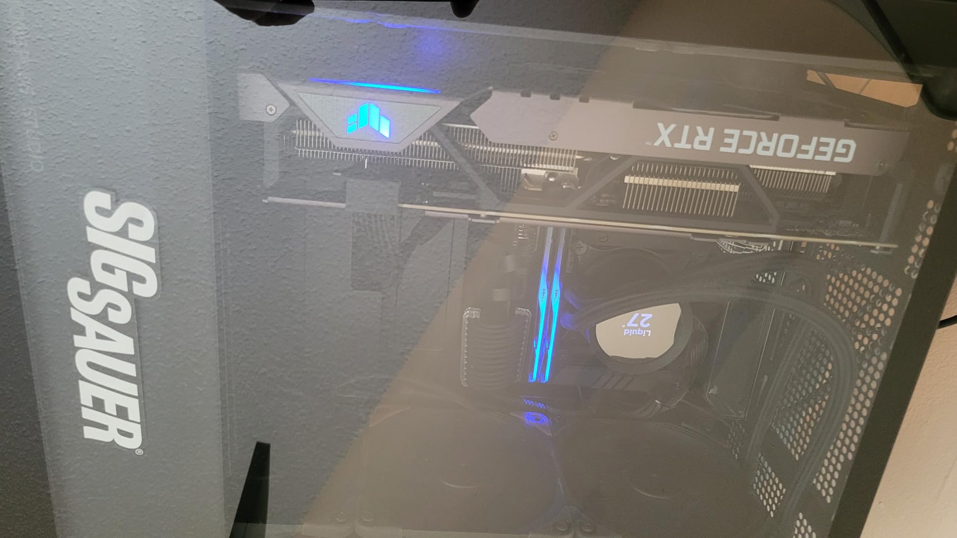 ASUS TUF Gaming GeForce RTX™ 4070 Ti Super OG OC Edition Gaming Graphics Card (PCIe 4.0, 16GB GDDR6X, DLSS 3, HDMI 2.1a, DisplayPort 1.4a) - Customer Photo 1