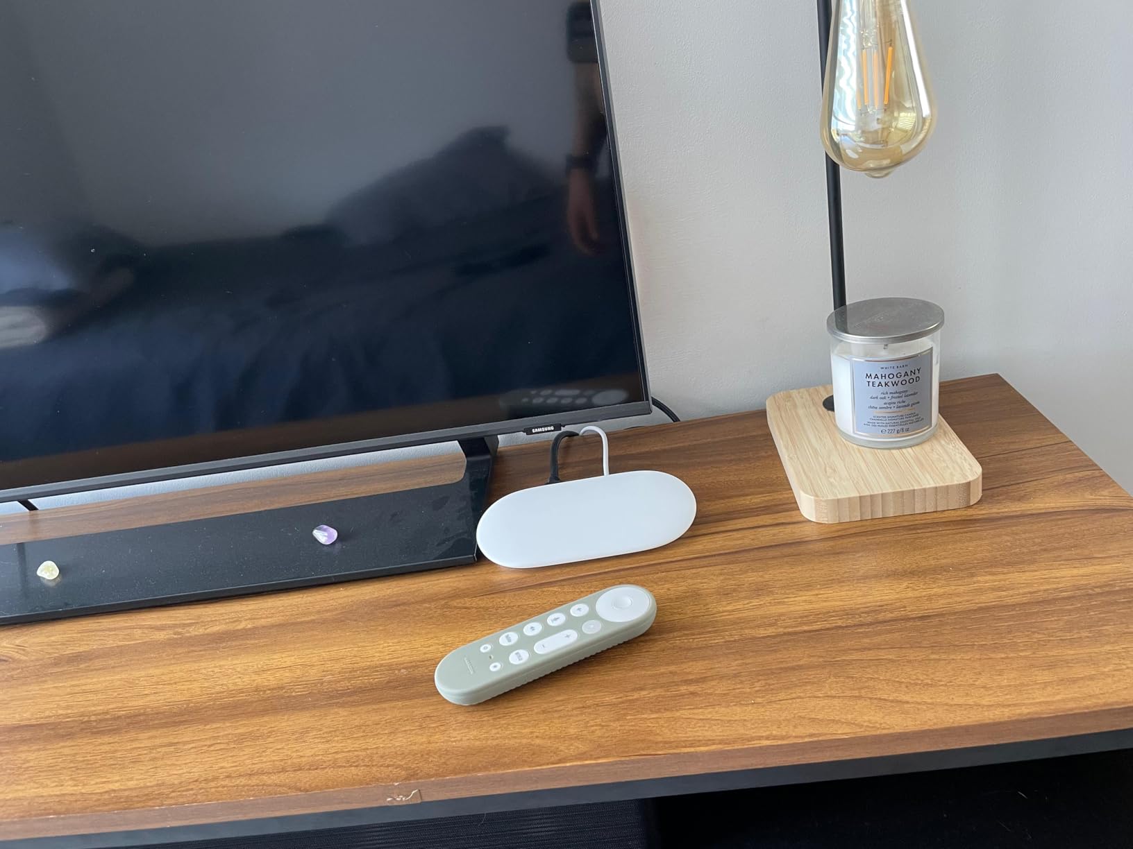 Google TV Streamer 4K - Fast Streaming Entertainment on Your TV with Voice Search Remote - Watch Movies, Shows, Live TV, and Netflix in 4K HDR - Smart Home Control - 32 GB of Storage - Porcelain - Customer Photo 2