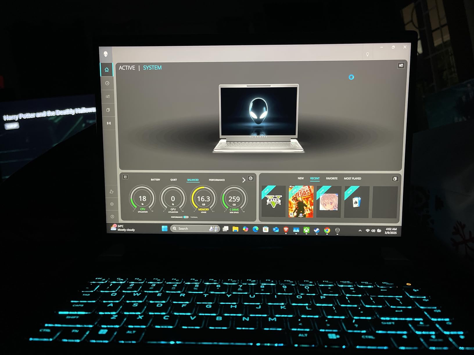 Alienware x14 R2 Gaming Laptop 14